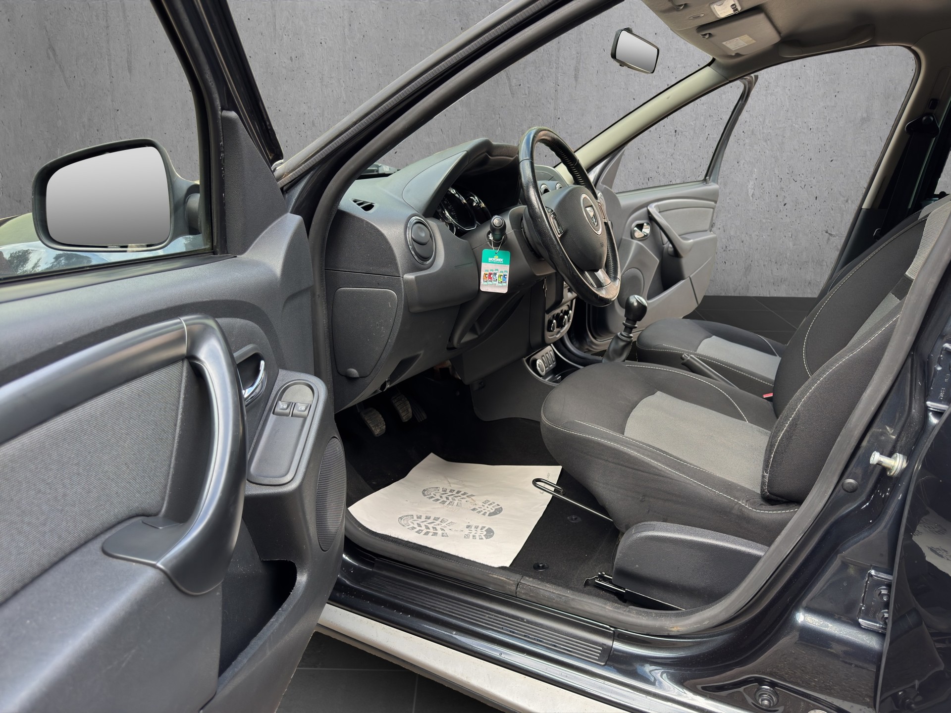 DACIA Duster 1.5 dCi Ambiance 4x4-image-13