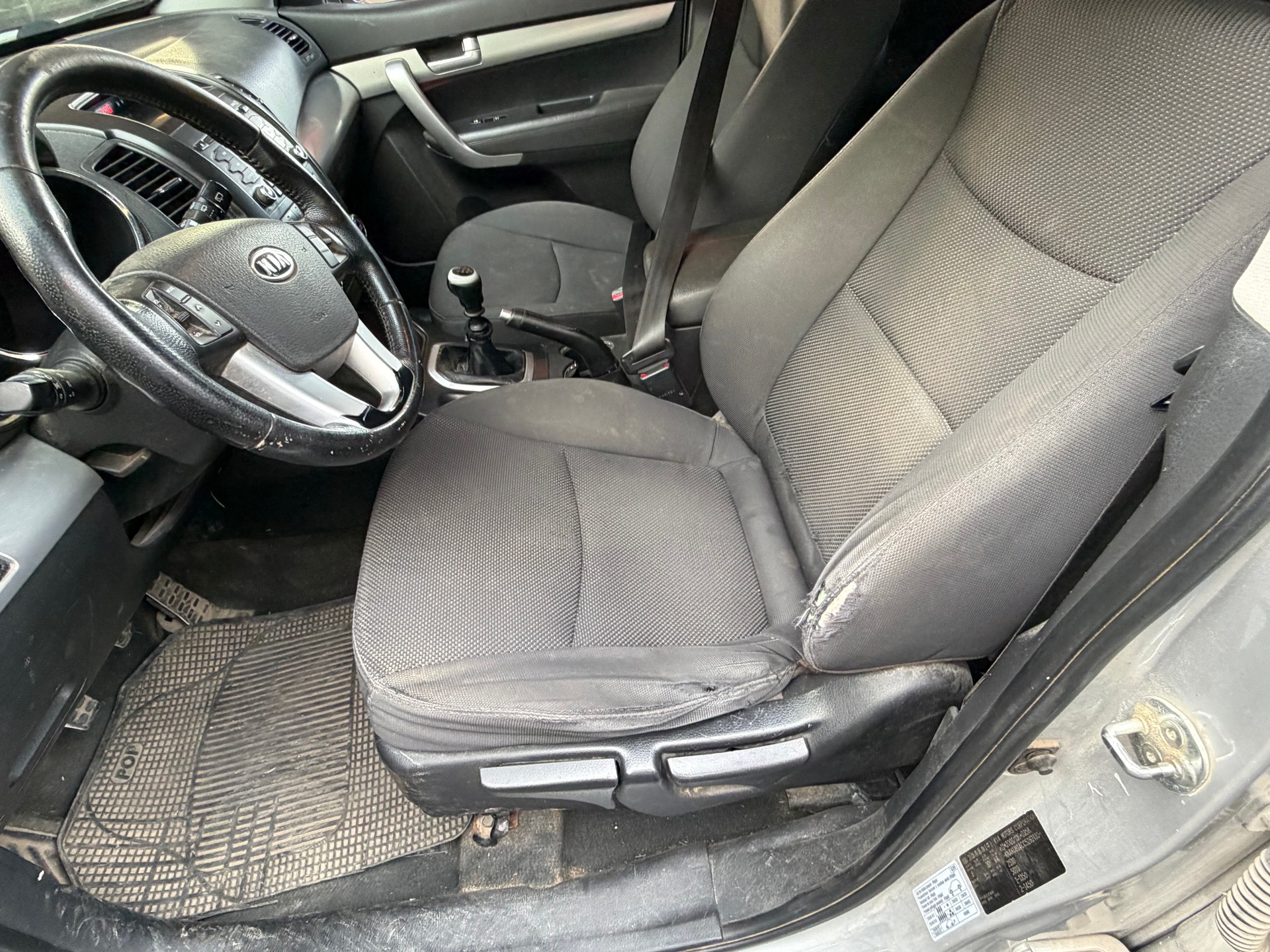 KIA Sorento 2.4 CVVT Classic-image-6