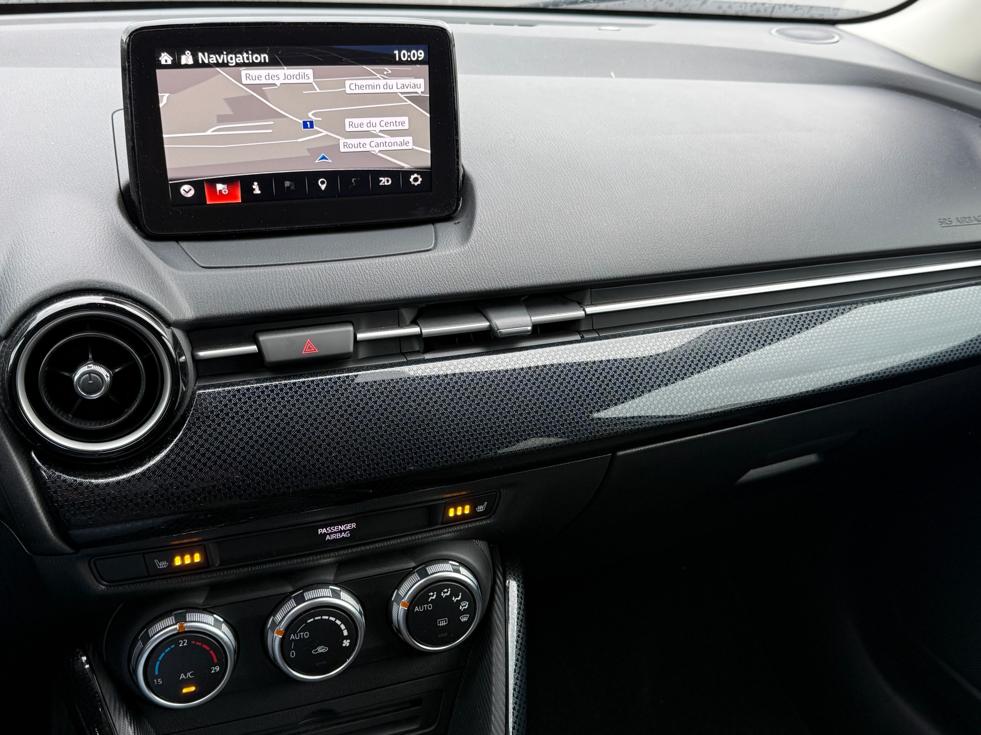 MAZDA 2 SKYACTIV-G 90 Ambition Plus Automat-image-16