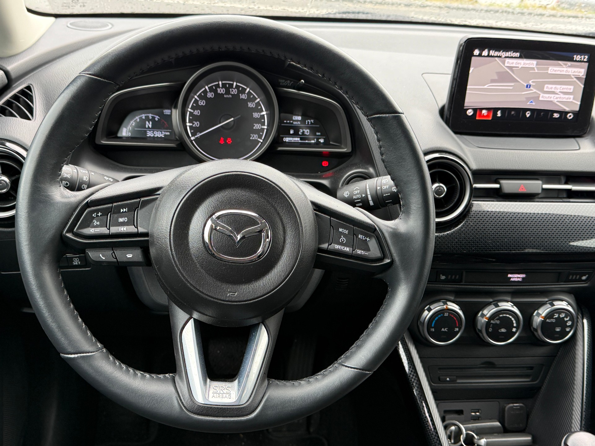 MAZDA 2 SKYACTIV-G 90 Ambition Plus Automat-image-15