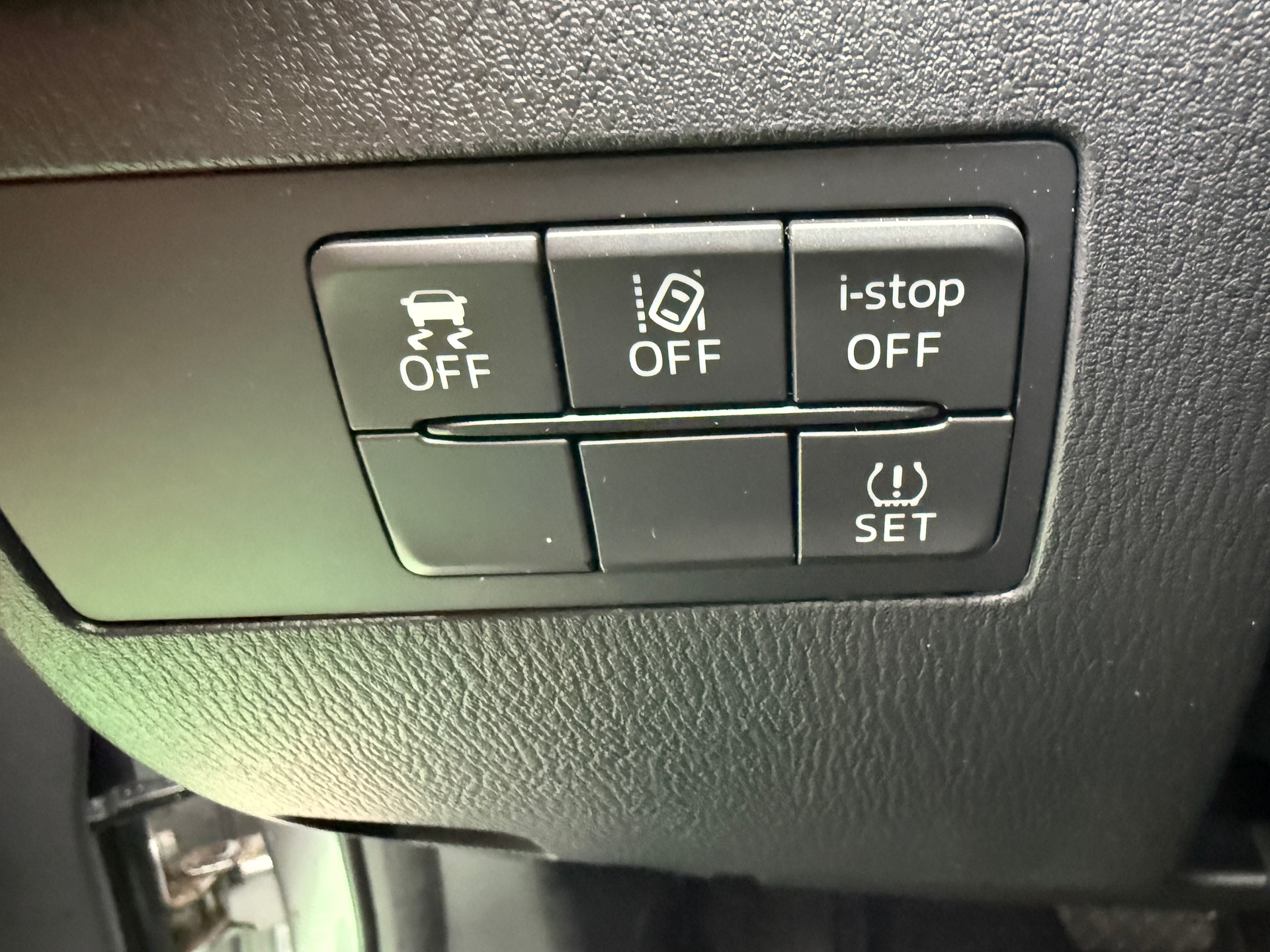 MAZDA 2 SKYACTIV-G 90 Ambition Plus Automat-image-18
