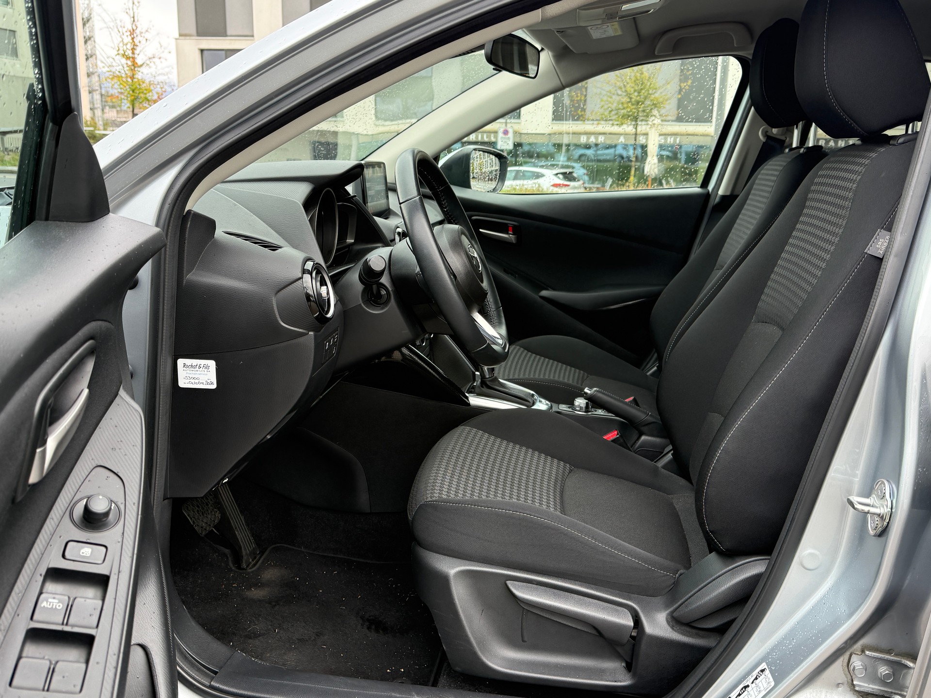 MAZDA 2 SKYACTIV-G 90 Ambition Plus Automat-image-14