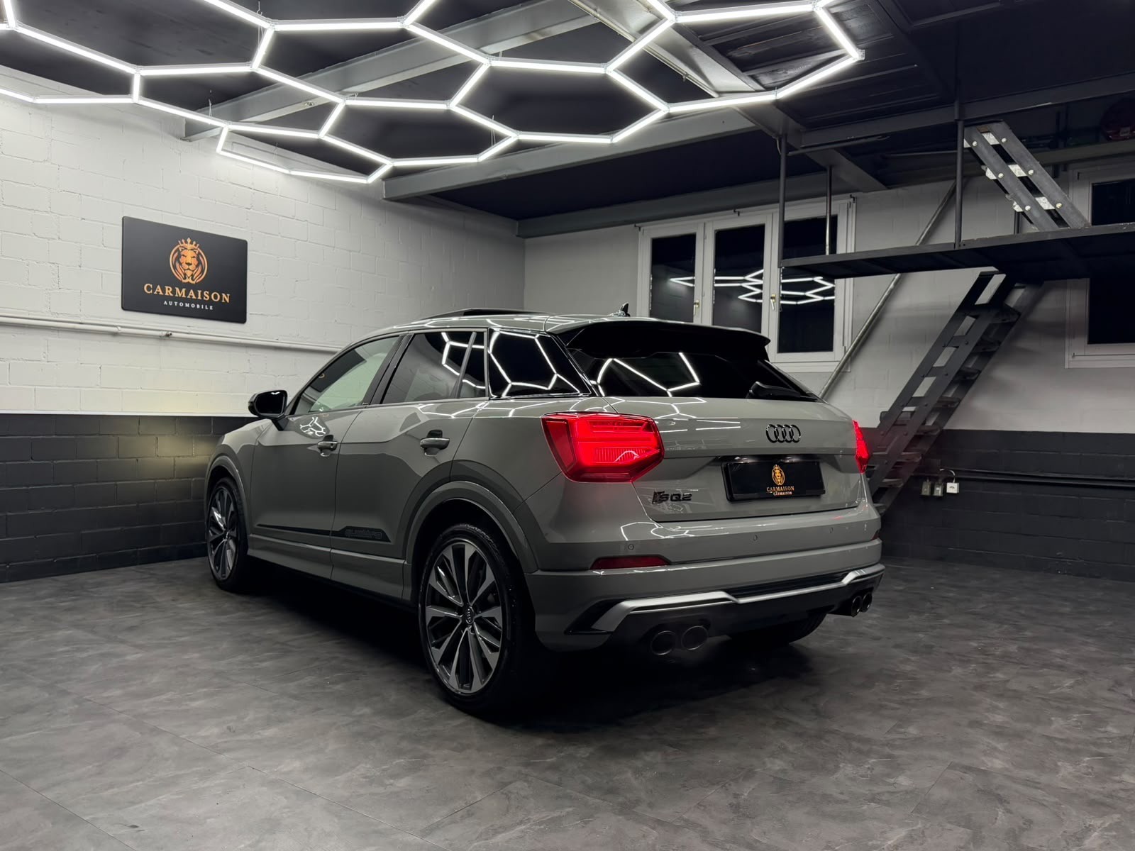 AUDI SQ2 TFSI quattro S-tronic | CH-Auto | Gratis-Service | Panorama Dach | ACC | Rückfahrkamera | Ambiente-image-6