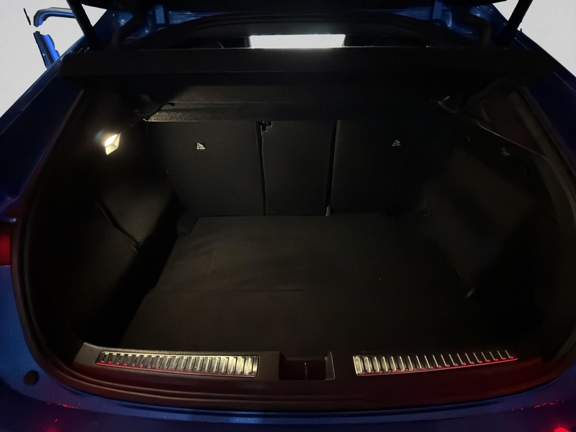 RENAULT Rafale 1.2 E-Tech Plug-in Hybrid 300 4x4 Esprit Alpine-image-15