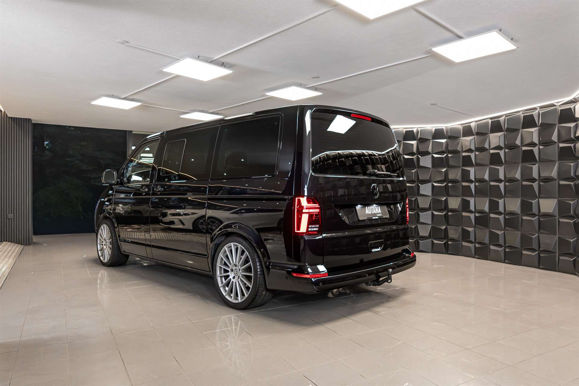 VW T6.1 Multivan 2.0 Bi-TDI Highline Liberty 4Mot. DSG BULLI Edition-image-2