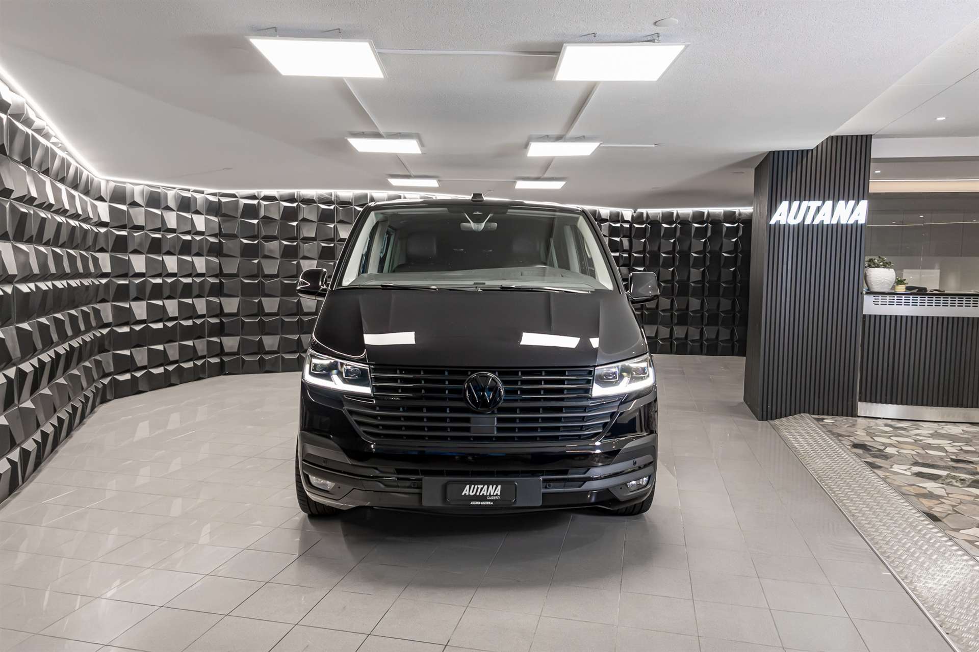 VW T6.1 Multivan 2.0 Bi-TDI Highline Liberty 4Mot. DSG BULLI Edition-image-3