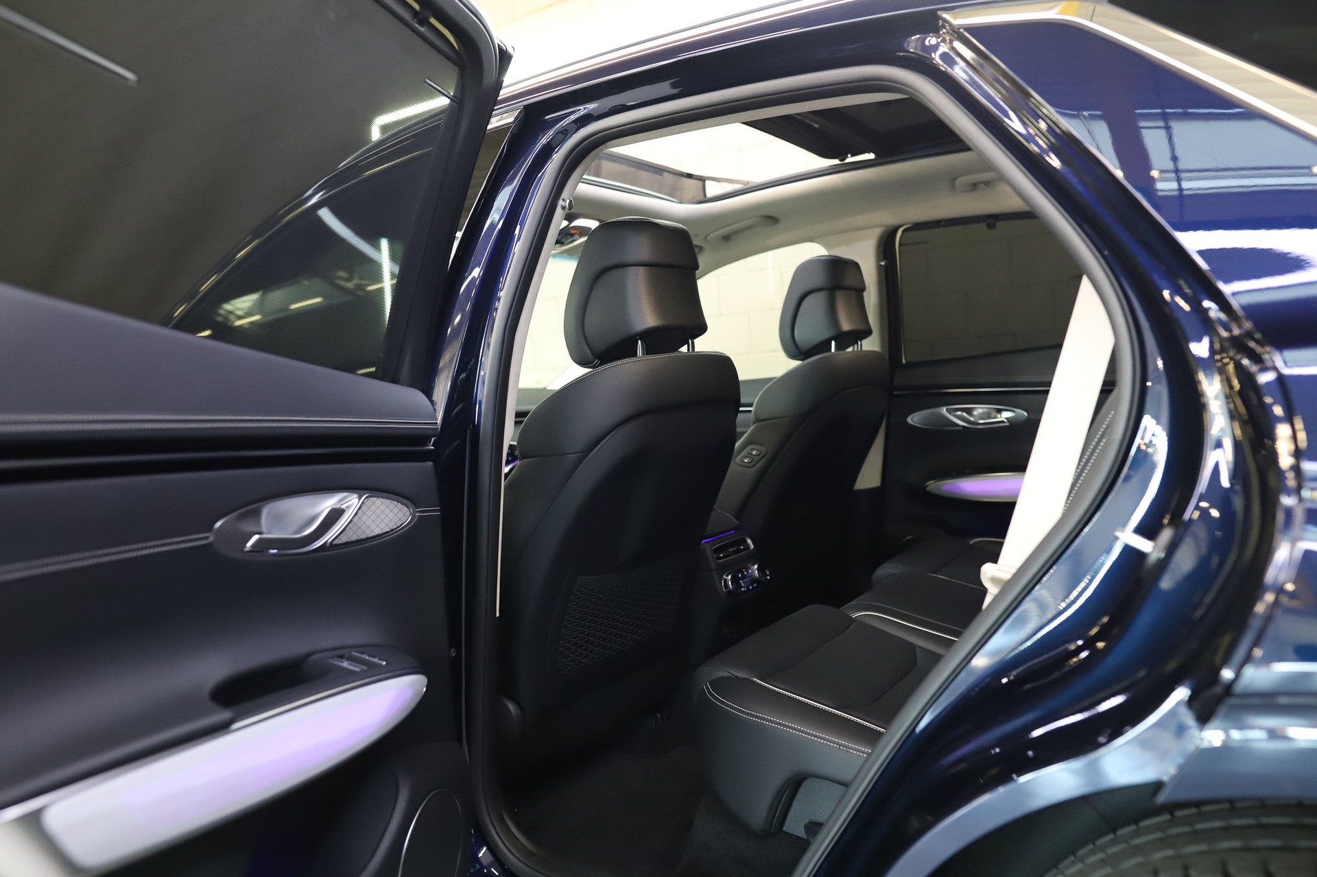 GENESIS GV70 Electrified Sport kWh 77,4 AWD * Capri Blue *-image-15