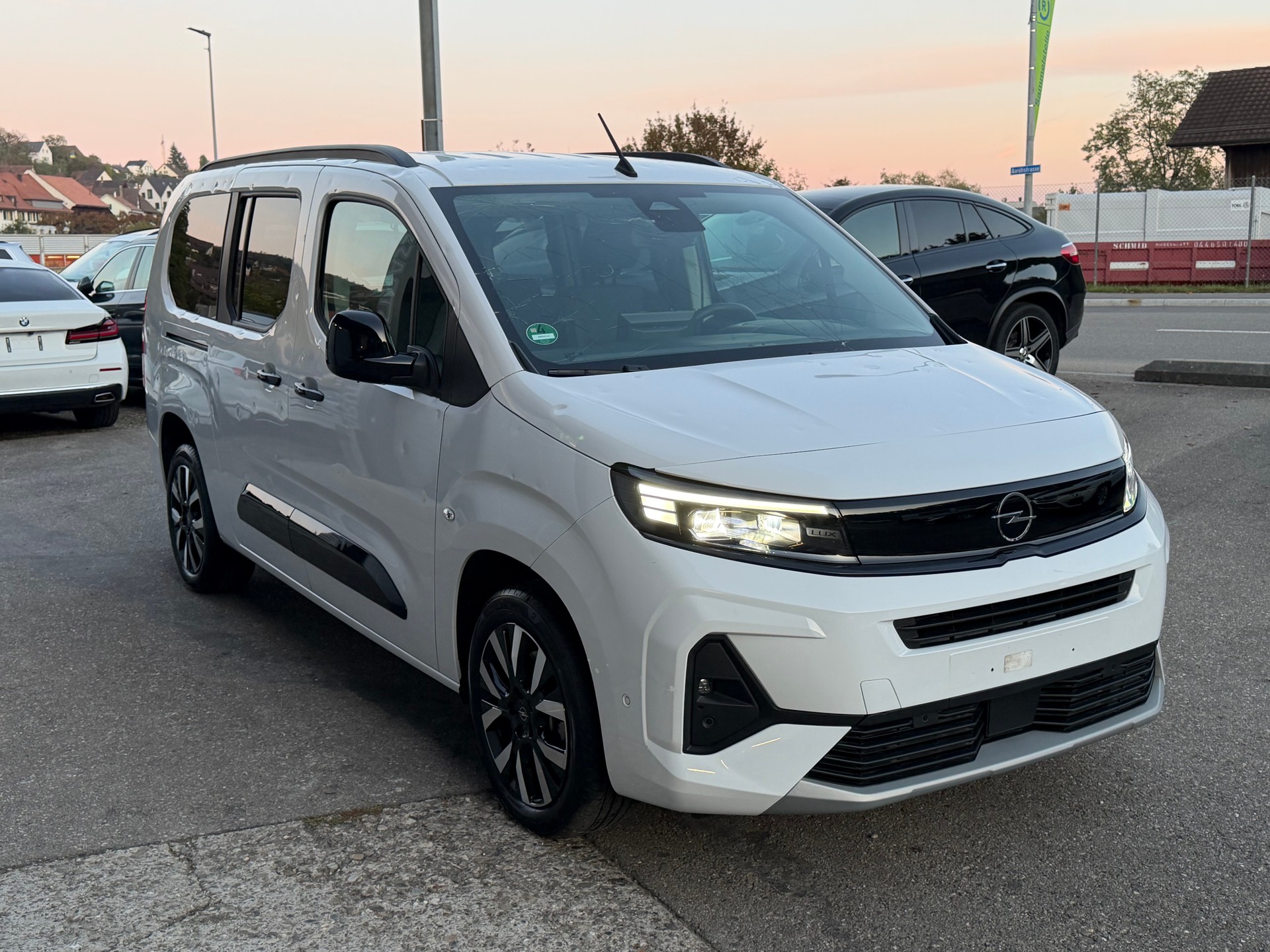 OPEL XL 1.5 GSA, 130PS ** 7 Platz **-image-2