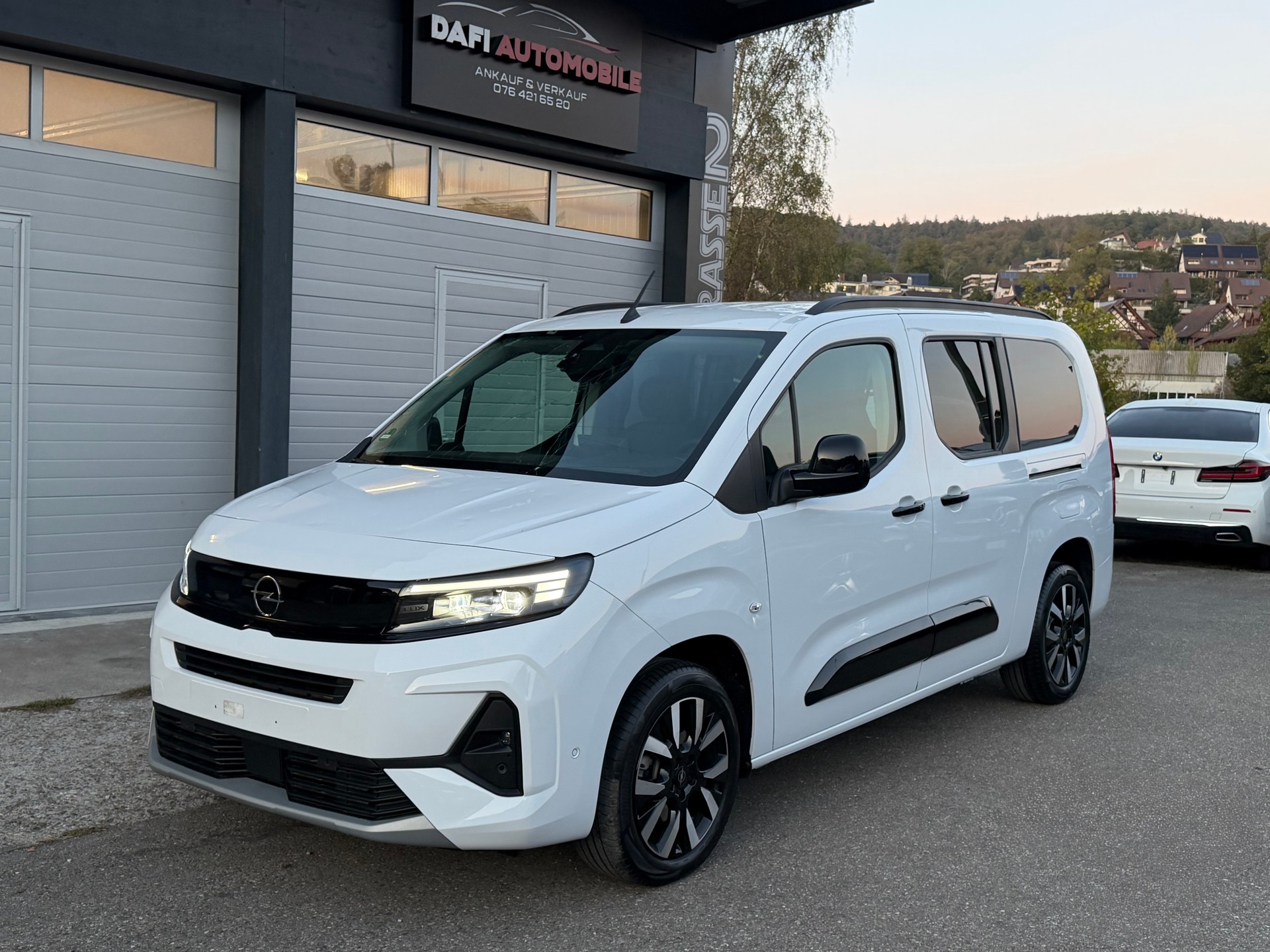 OPEL XL 1.5 GSA, 130PS ** 7 Platz **-image-0