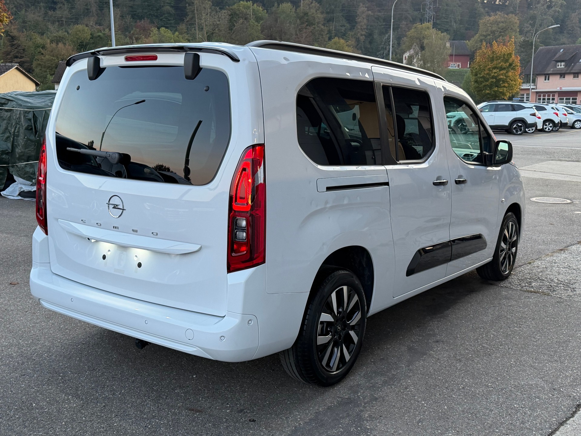 OPEL XL 1.5 GSA, 130PS ** 7 Platz **-image-5