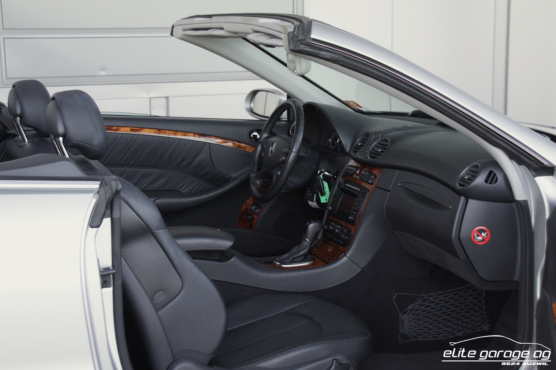 MERCEDES-BENZ CLK 240 Elégance-image-15