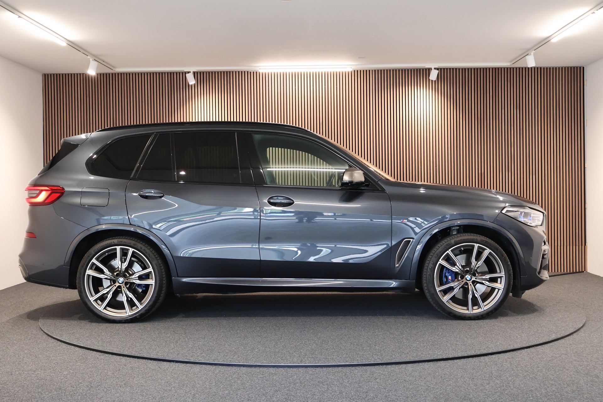 BMW X5 xDrive M50d Steptronic-image-5