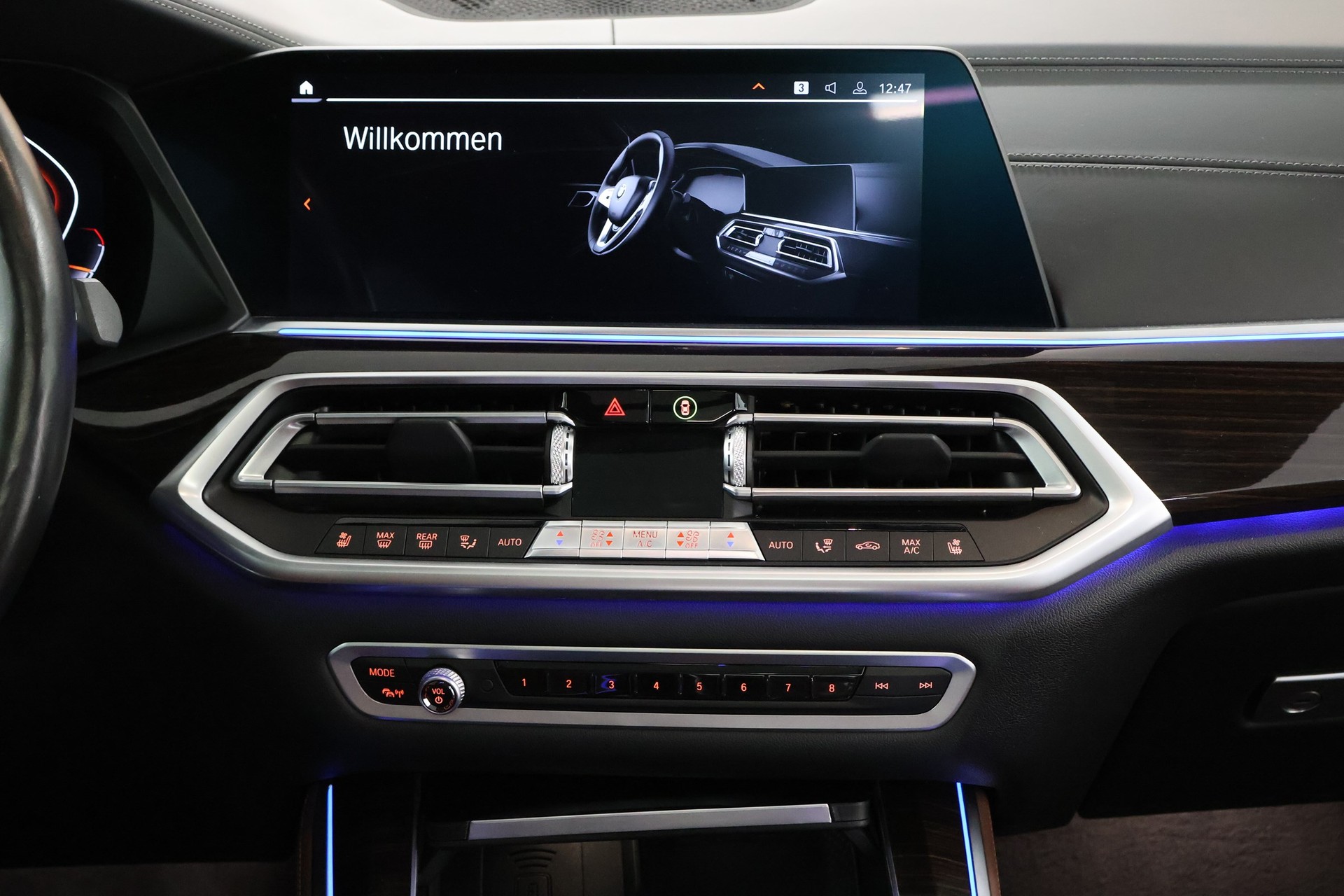 BMW X5 xDrive M50d Steptronic-image-19