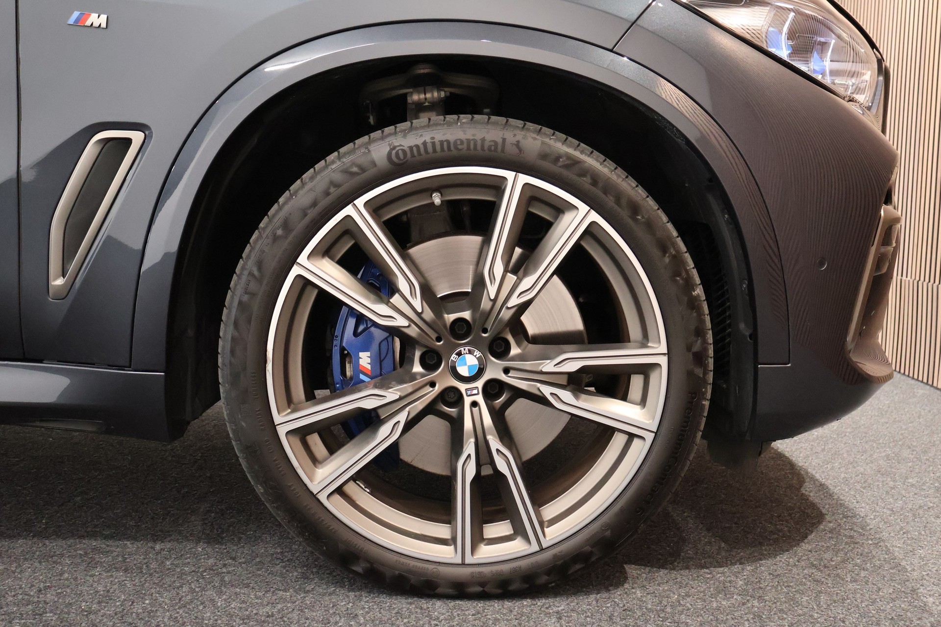 BMW X5 xDrive M50d Steptronic-image-28