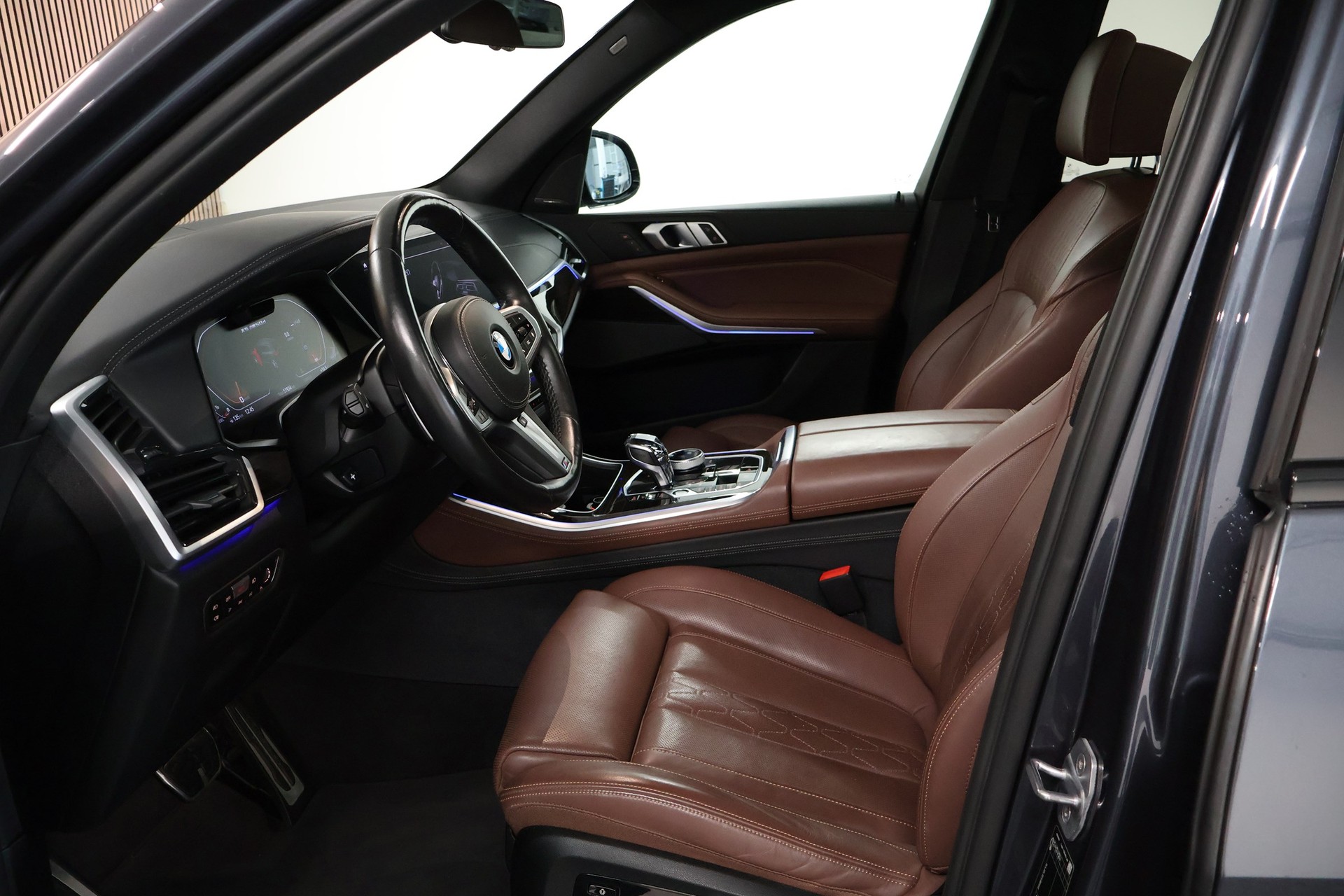 BMW X5 xDrive M50d Steptronic-image-8