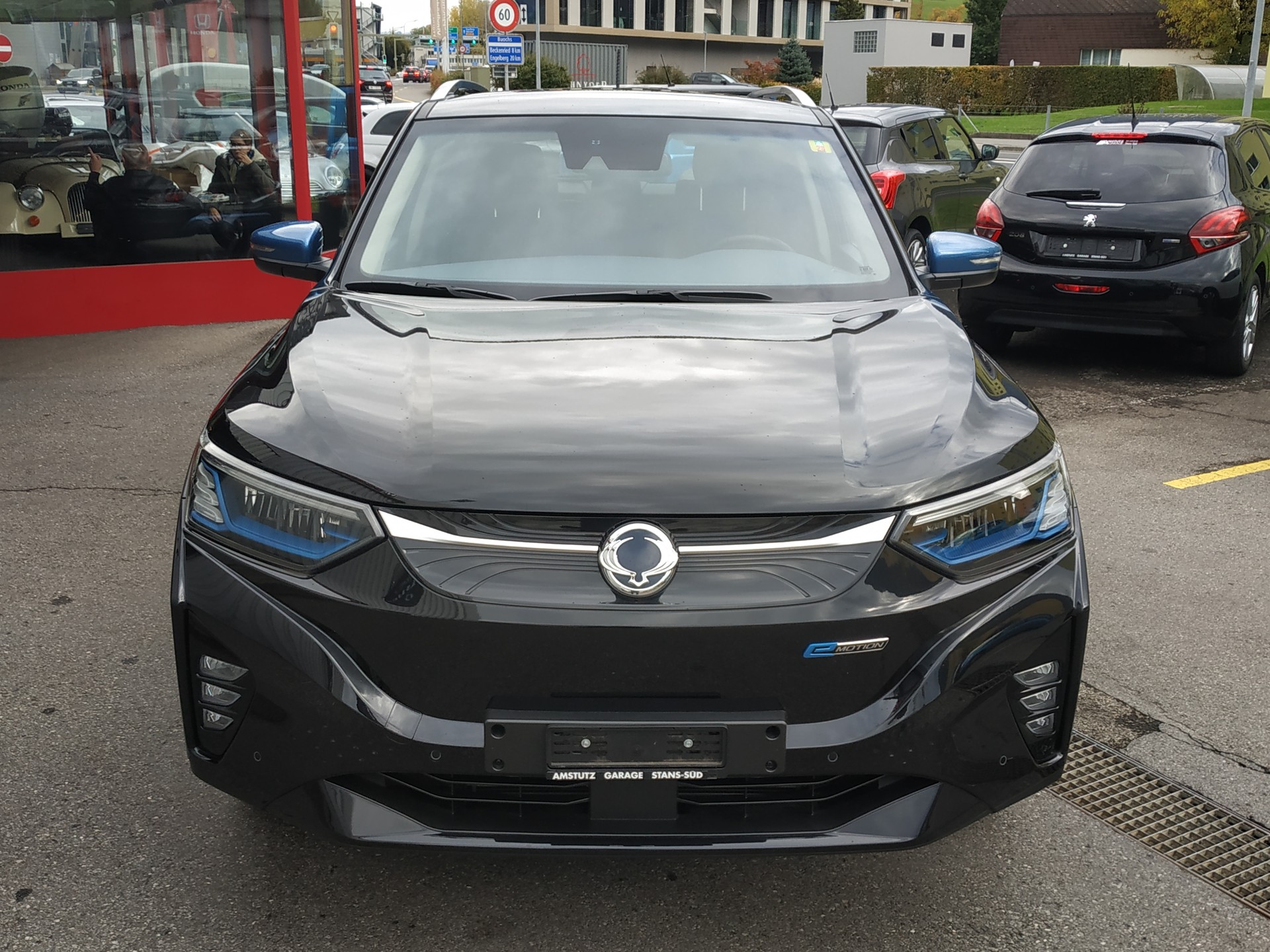KGM-SsangYong Korando eMotion Titanium Plus-image-2