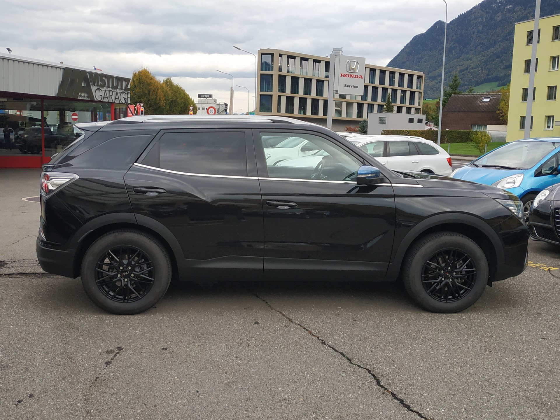 KGM-SsangYong Korando eMotion Titanium Plus-image-4