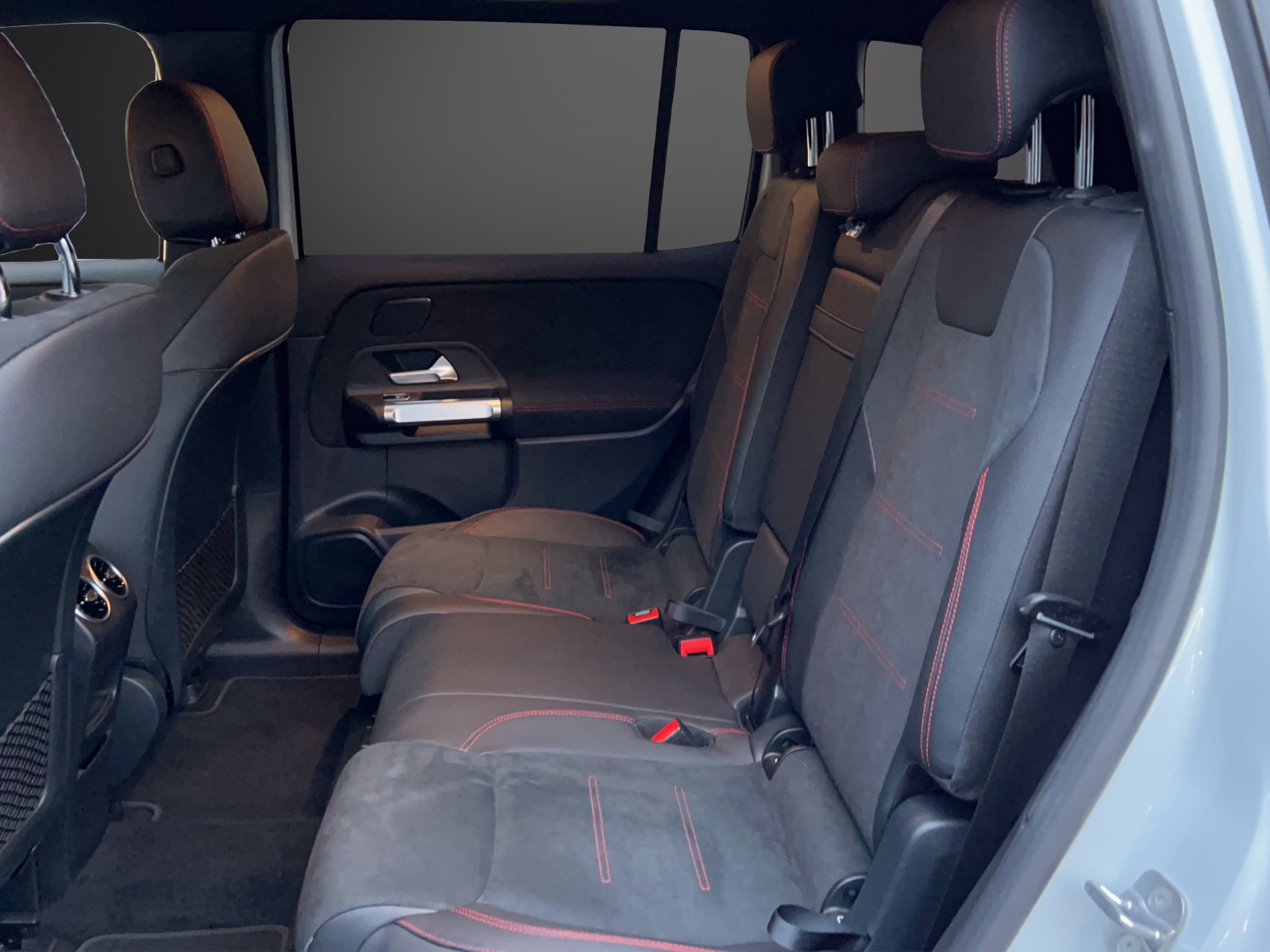 MERCEDES-BENZ EQB 350 AMG Line 4Matic-image-12