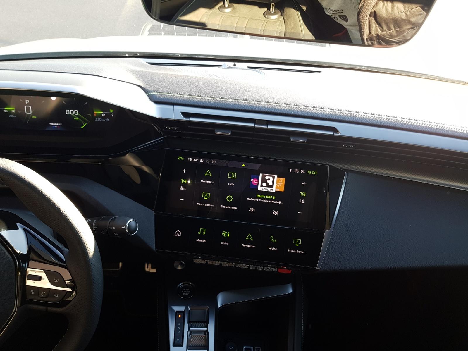 PEUGEOT 308 SW 1.2 PureTech GT-image-13