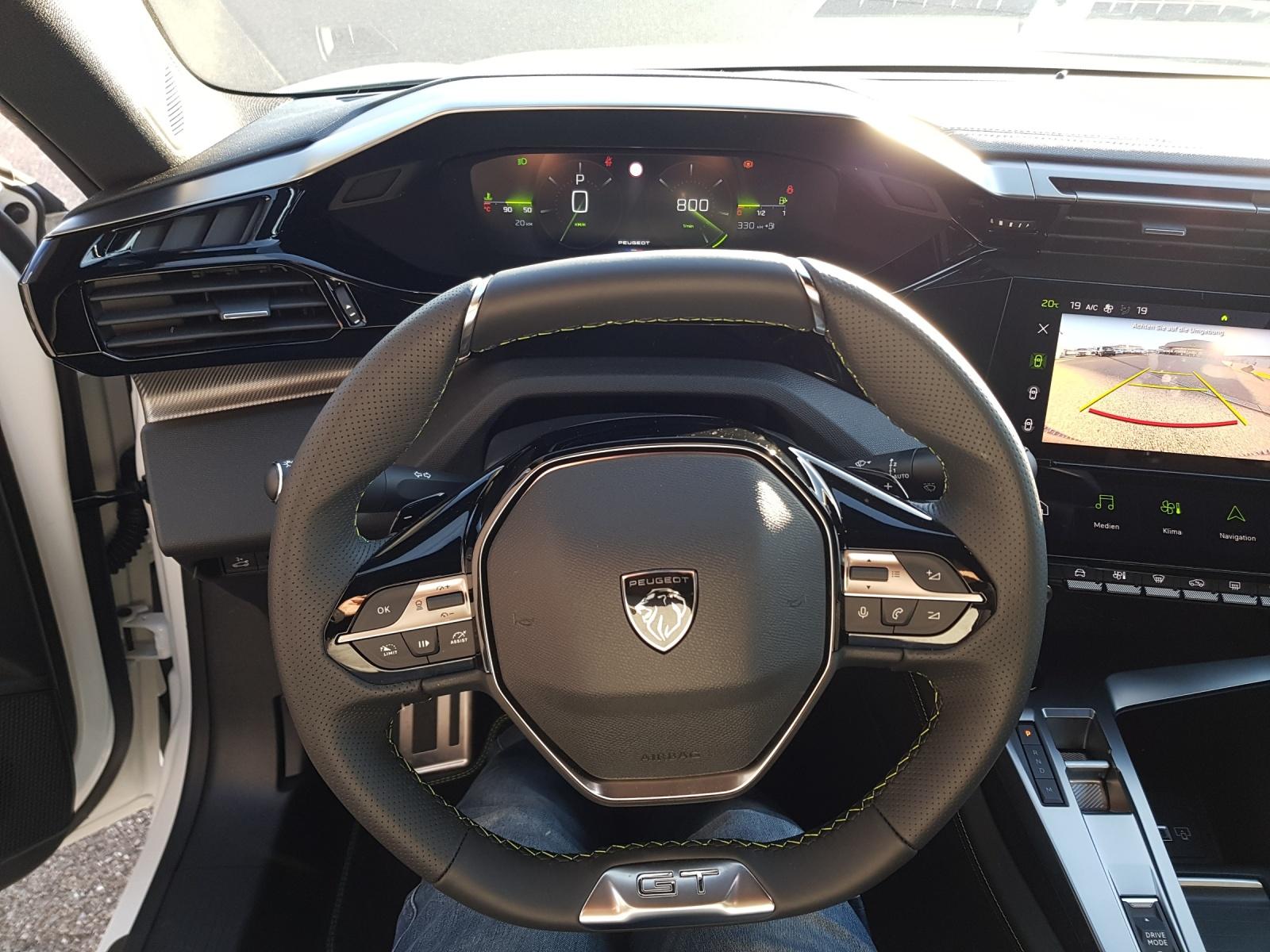 PEUGEOT 308 SW 1.2 PureTech GT-image-12