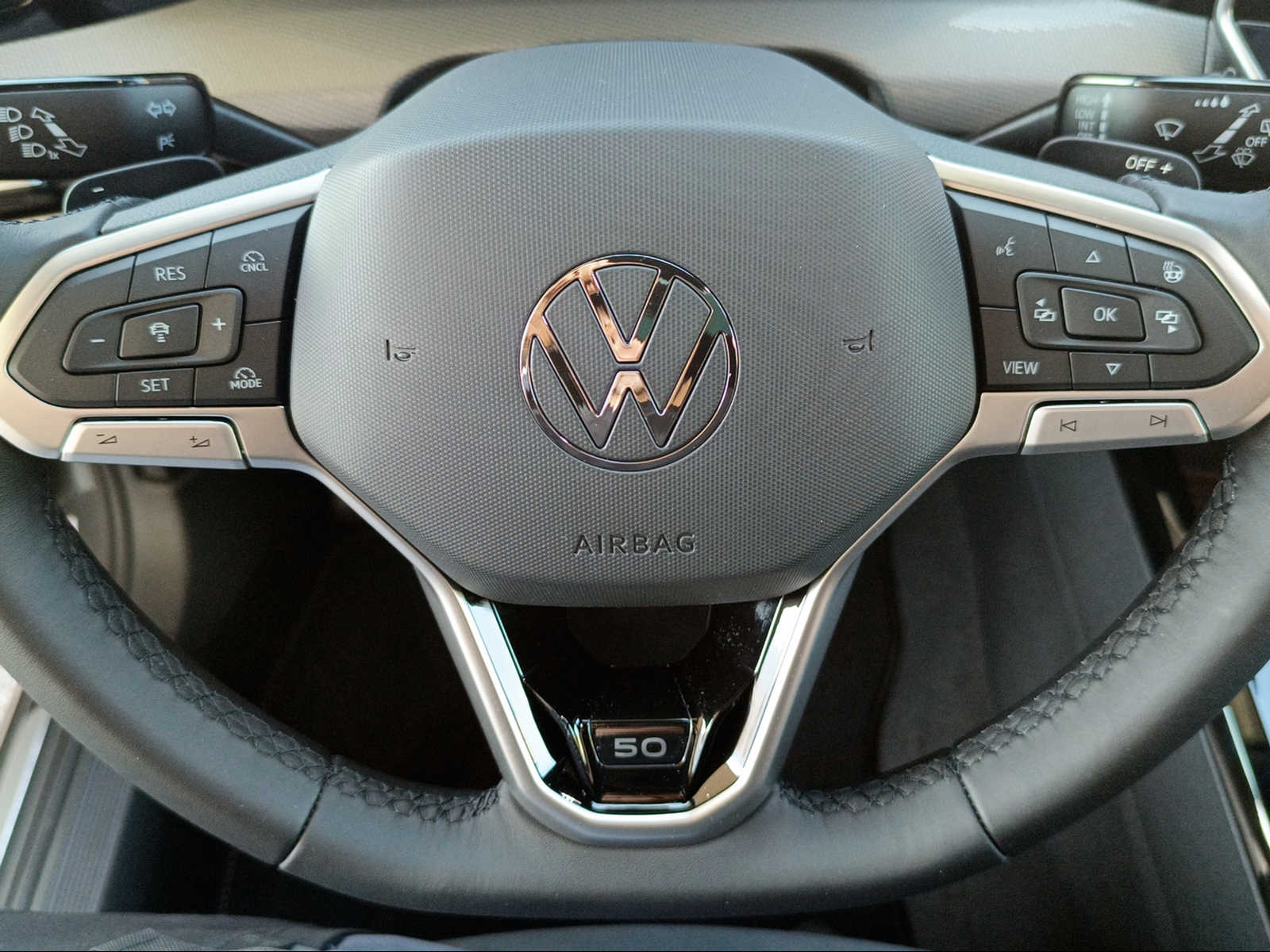 VW Golf 1.5 TSI PHEV Edition 50-image-11