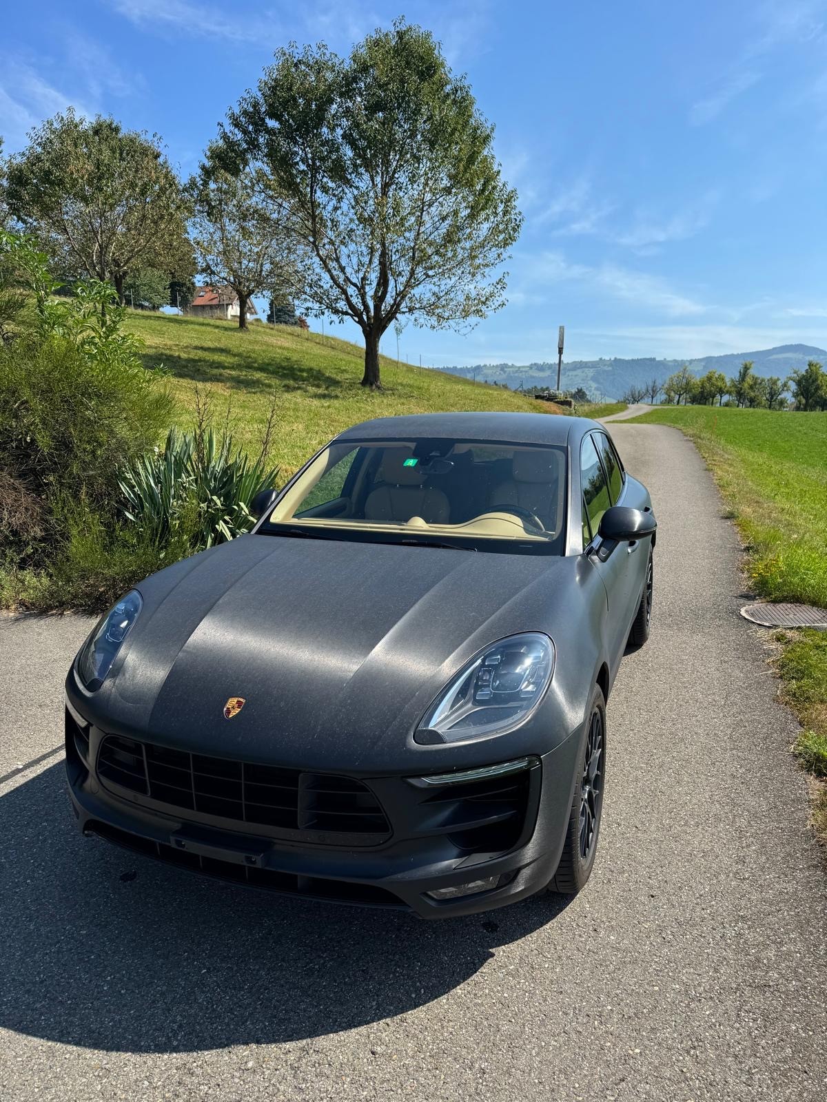 PORSCHE Macan GTS PDK-image-2