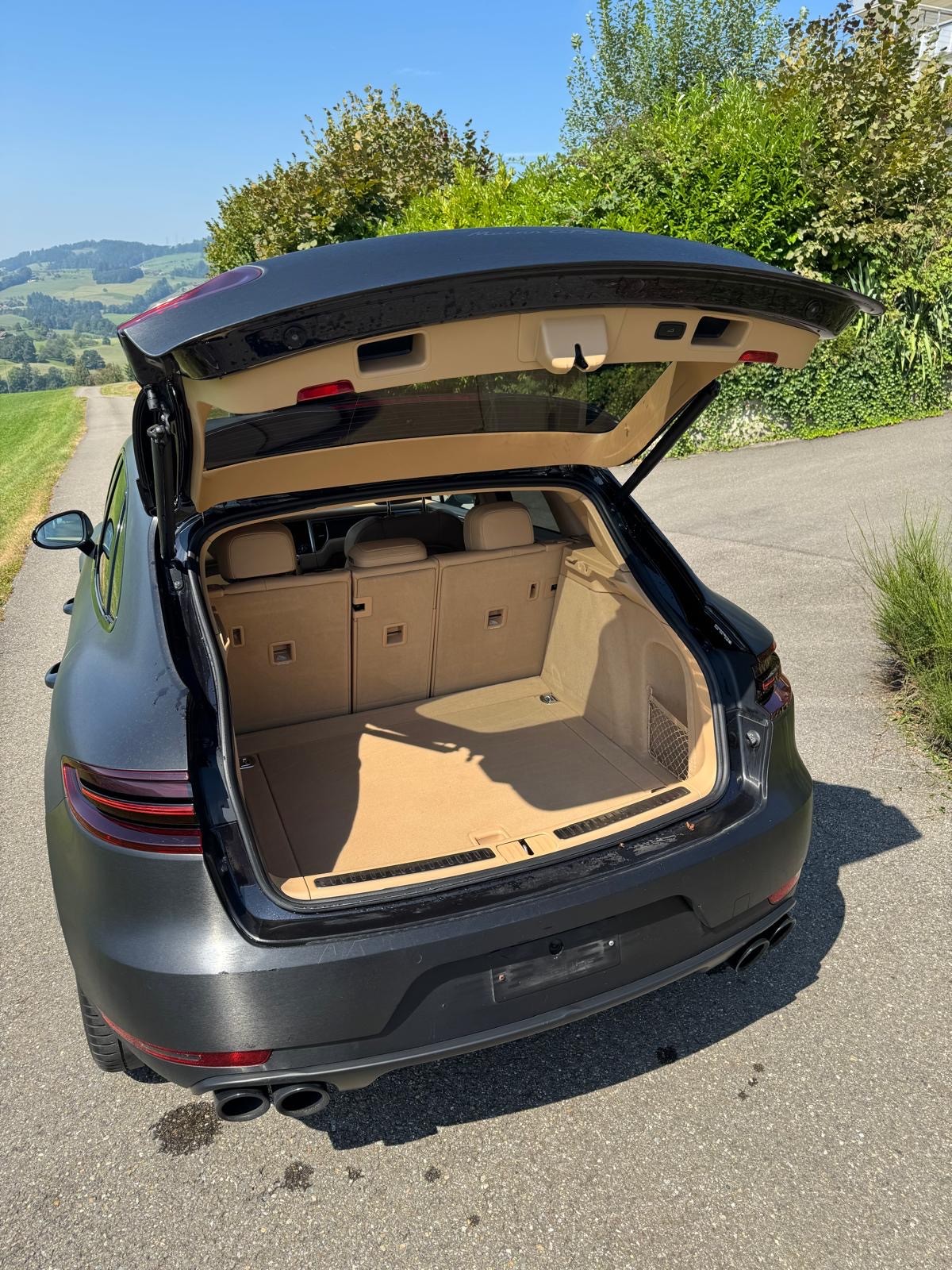 PORSCHE Macan GTS PDK-image-5