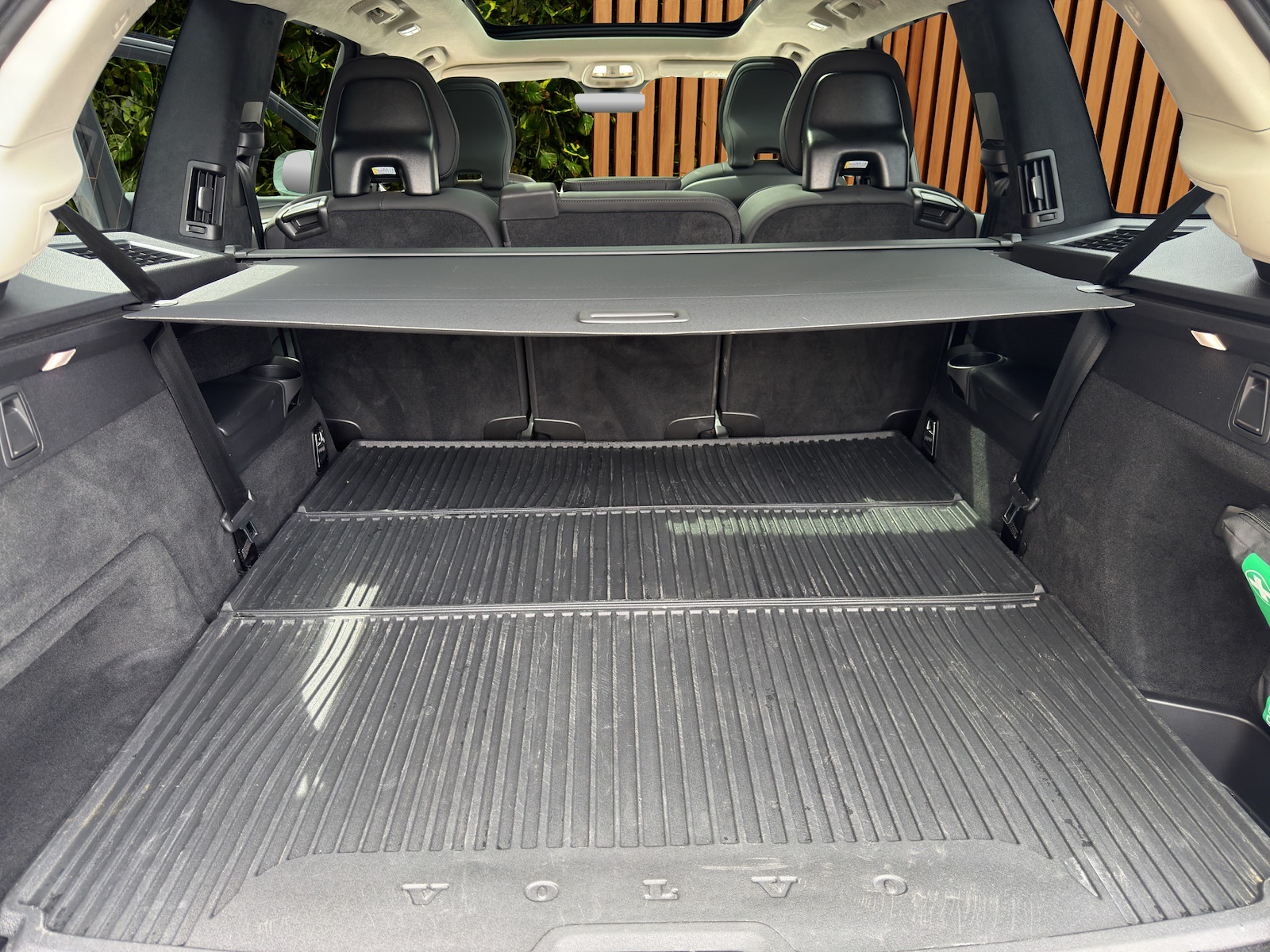 VOLVO XC90 2.0 T8 TE Ultra Bright eAWD-image-15