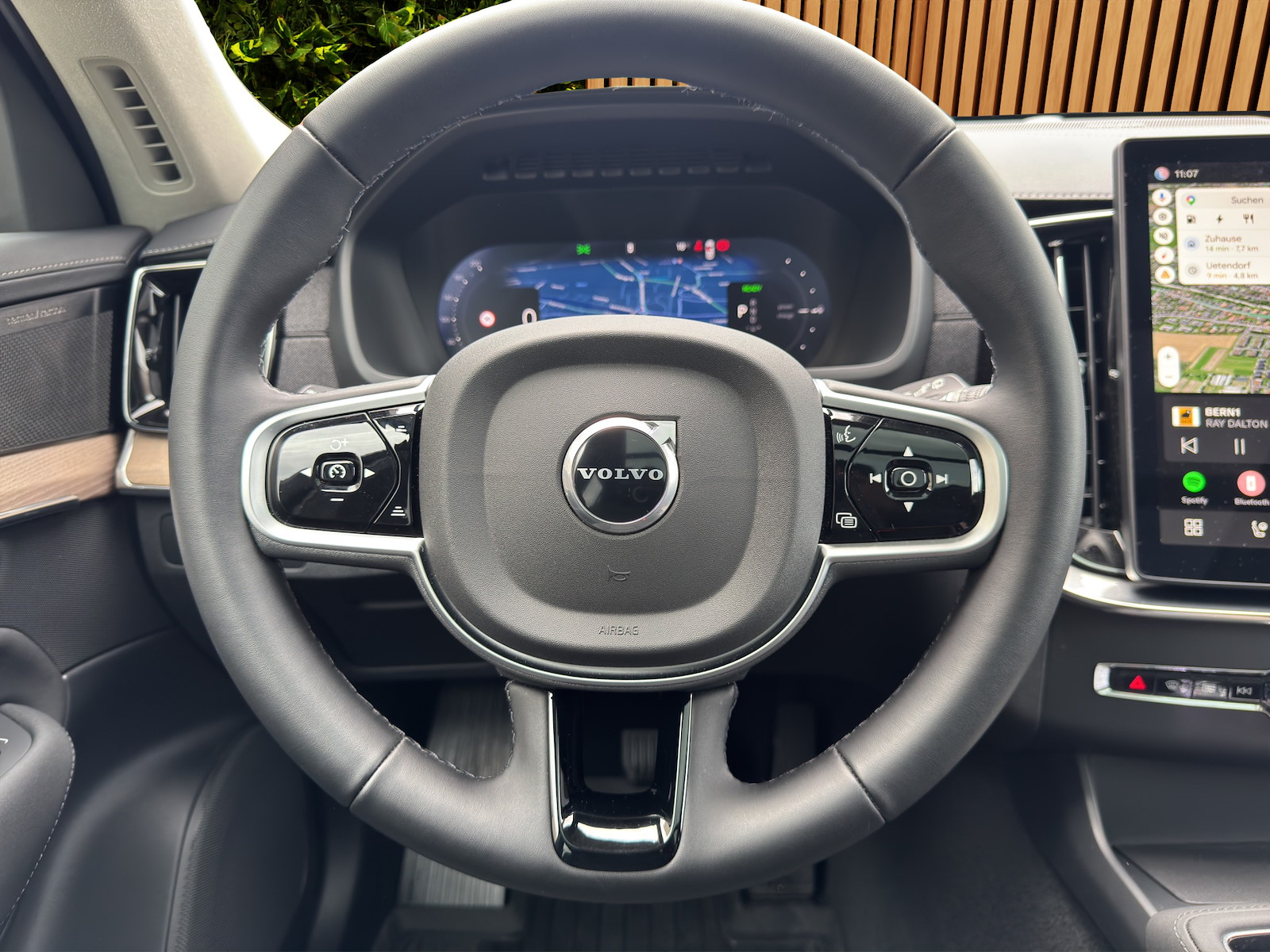 VOLVO XC90 2.0 T8 TE Ultra Bright eAWD-image-10