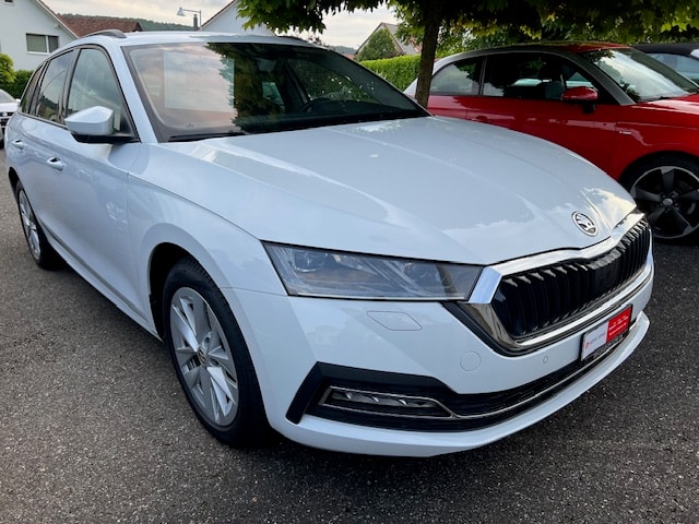 SKODA Octavia Combi 2.0 TSI Style DSG 4x4-image-1