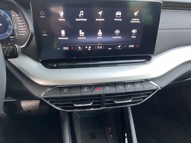 SKODA Octavia Combi 2.0 TSI Style DSG 4x4-image-5