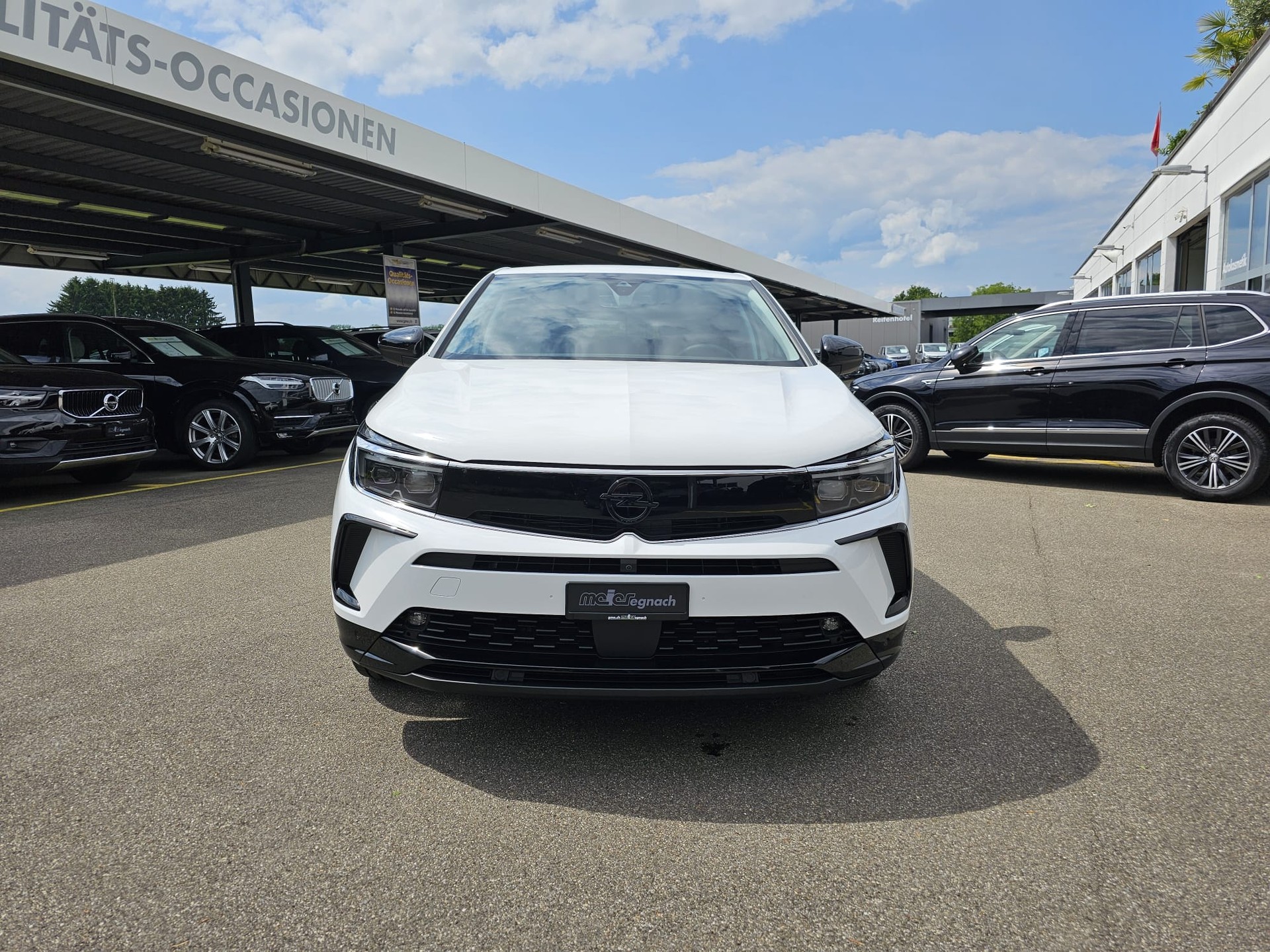 OPEL Grandland 1.6 Hybrid GS Line Automatik-image-1