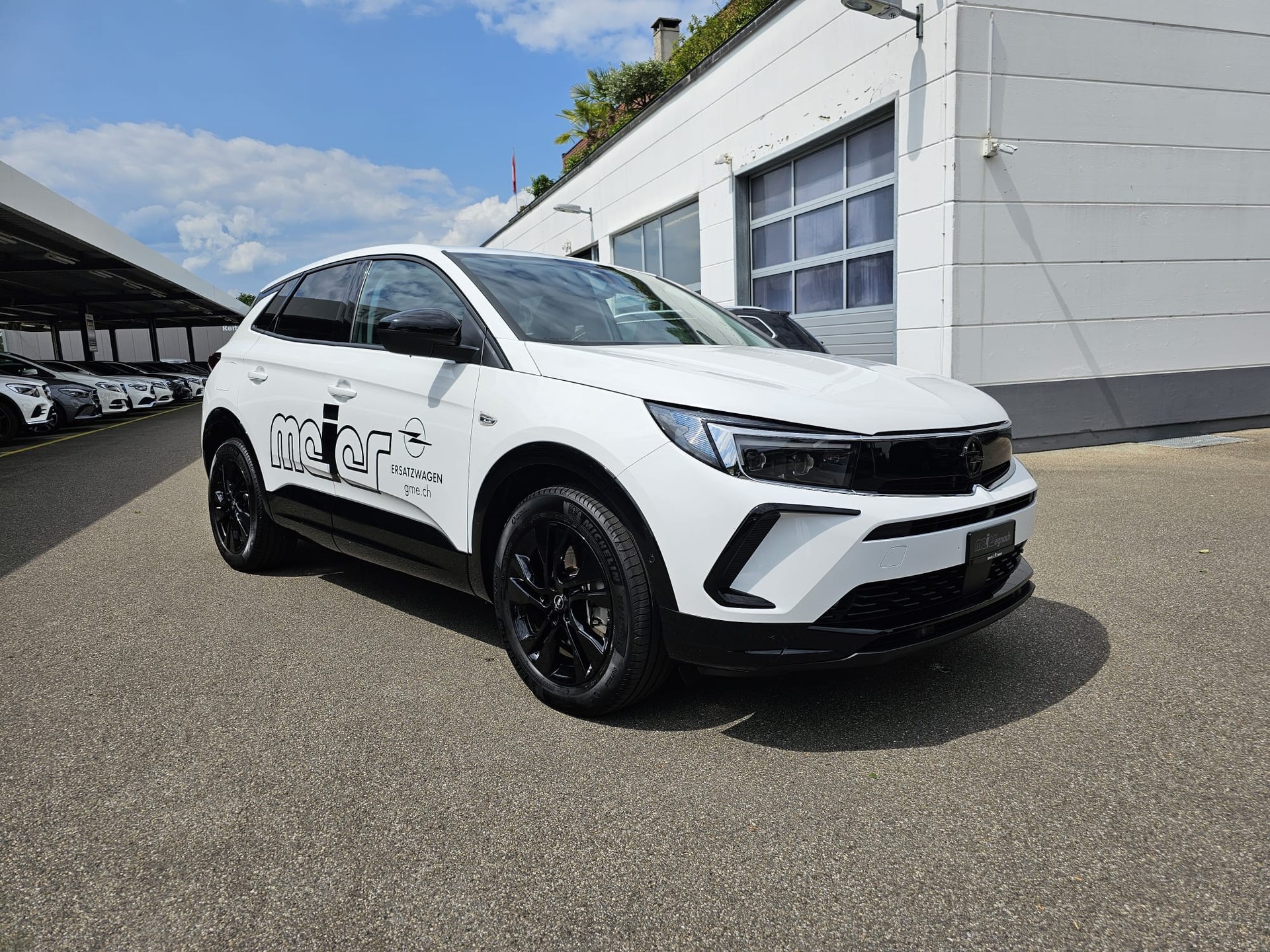 OPEL Grandland 1.6 Hybrid GS Line Automatik-image-2