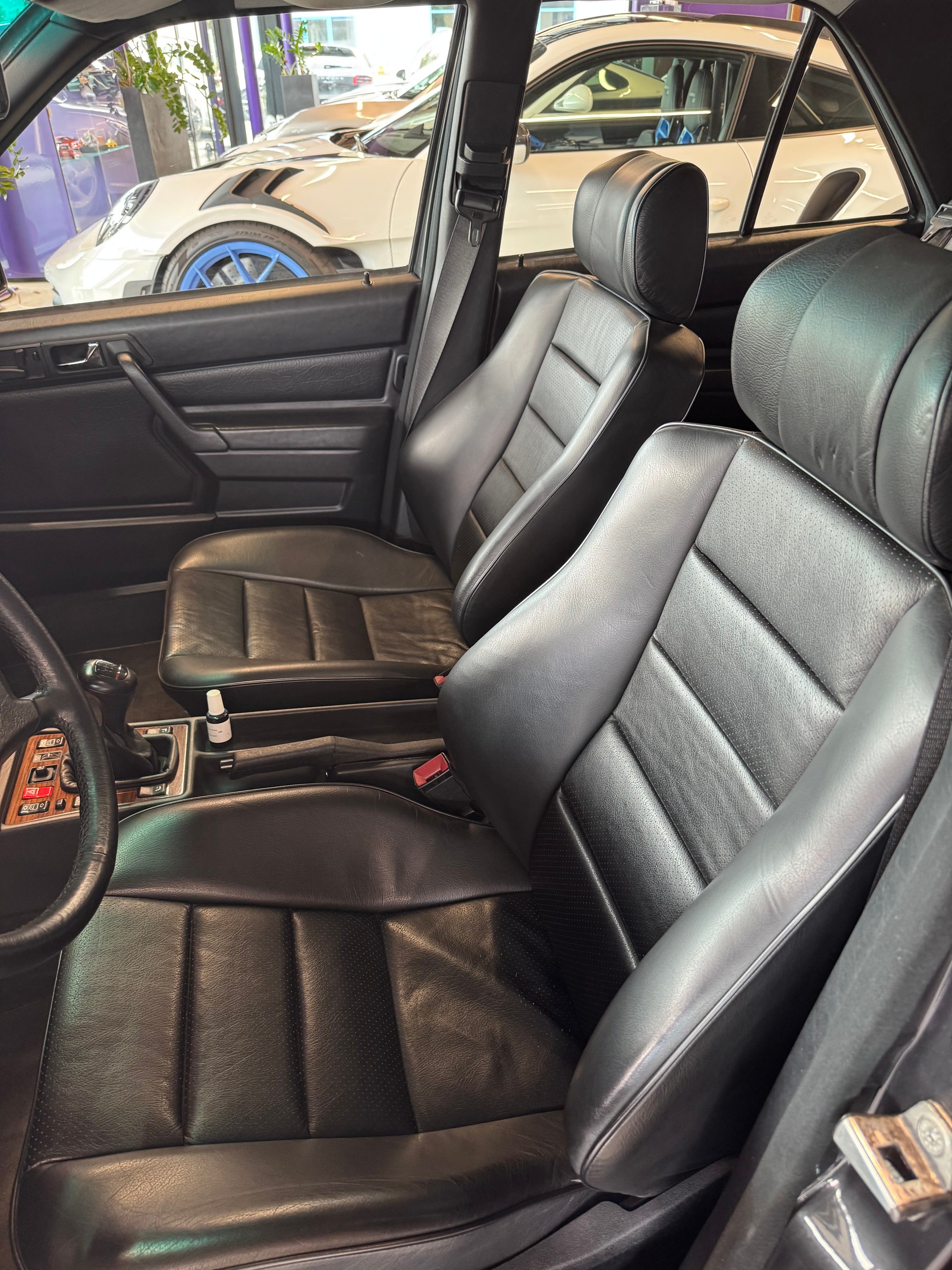 MERCEDES-BENZ 190 E 2.5-16 Evo II-image-9