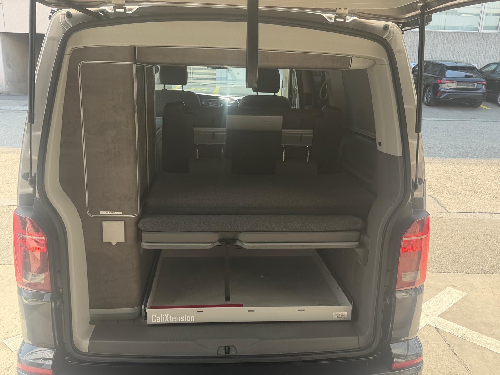 VW T6.1 California 2.0 TDI Ocean Liberty 4Motion DSG-image-9