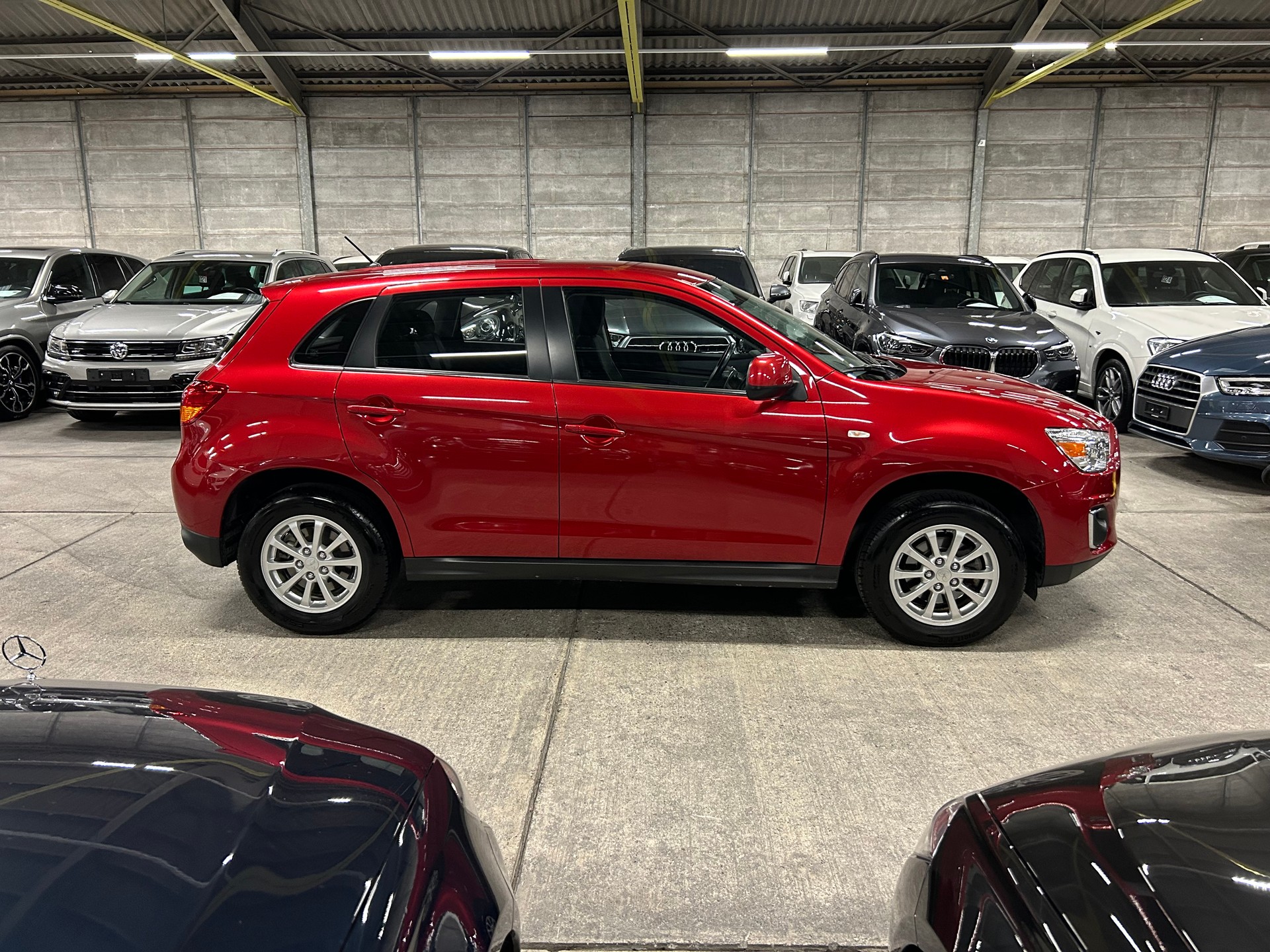 MITSUBISHI ASX 2.2 DID Invite 4WD Automatic-image-2