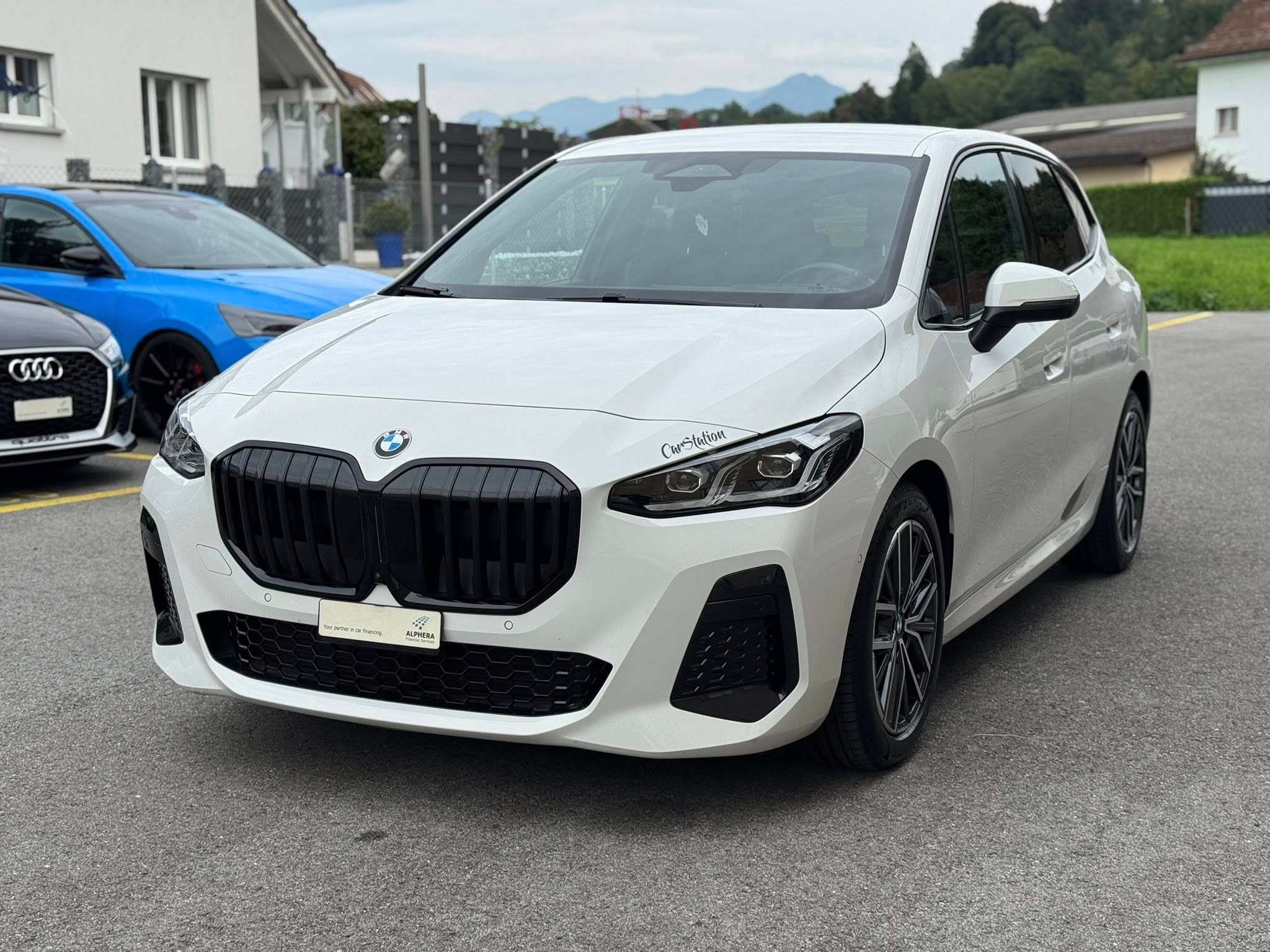 Car photo