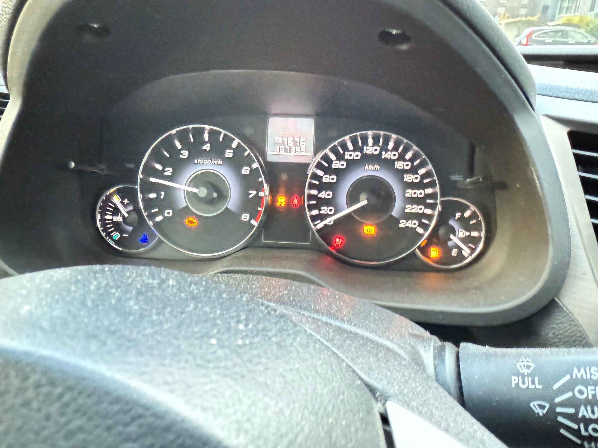 SUBARU Legacy 2.0i Swiss Special AWD-image-9