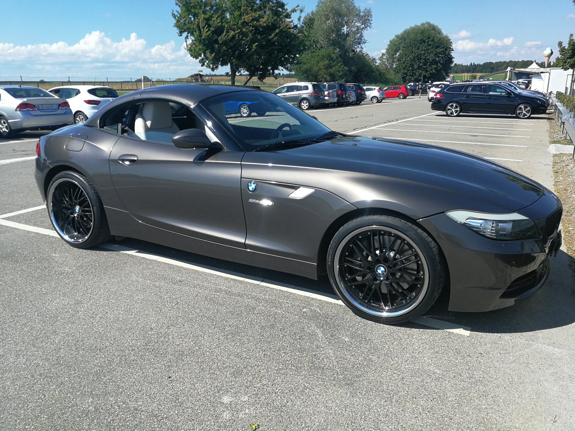 BMW Z4 sDrive35i-image-6