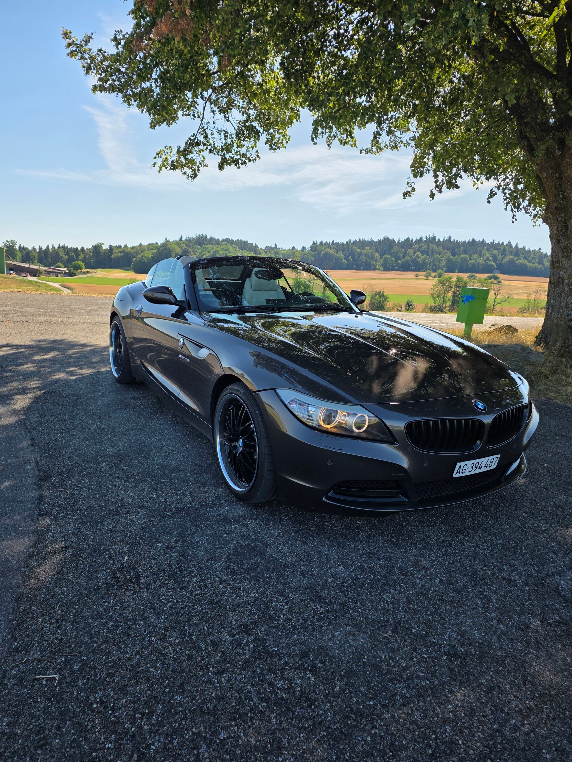 BMW Z4 sDrive35i-image-11