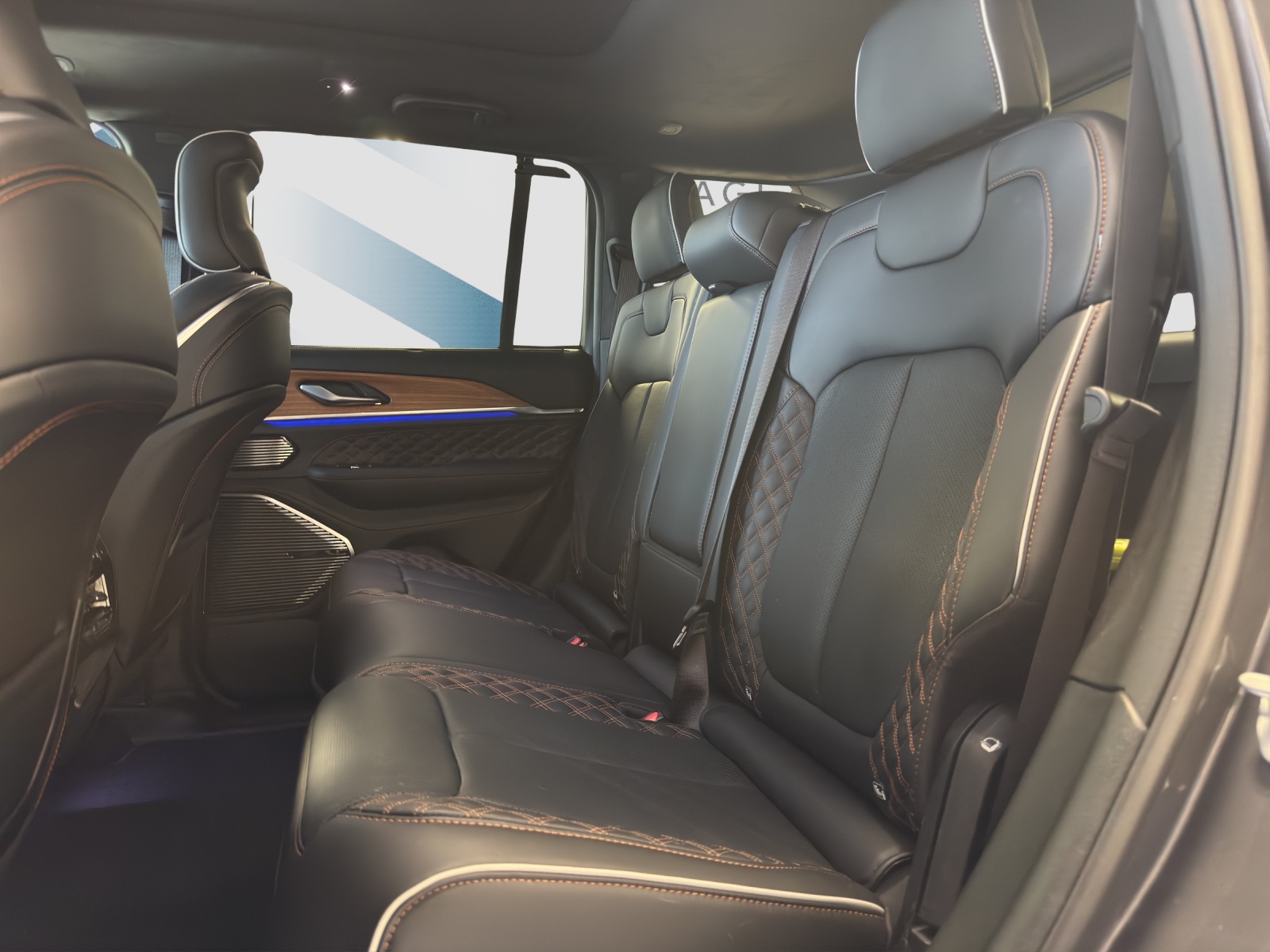 JEEP Grand Cherokee 2.0 Turbo Summit Re-image-7