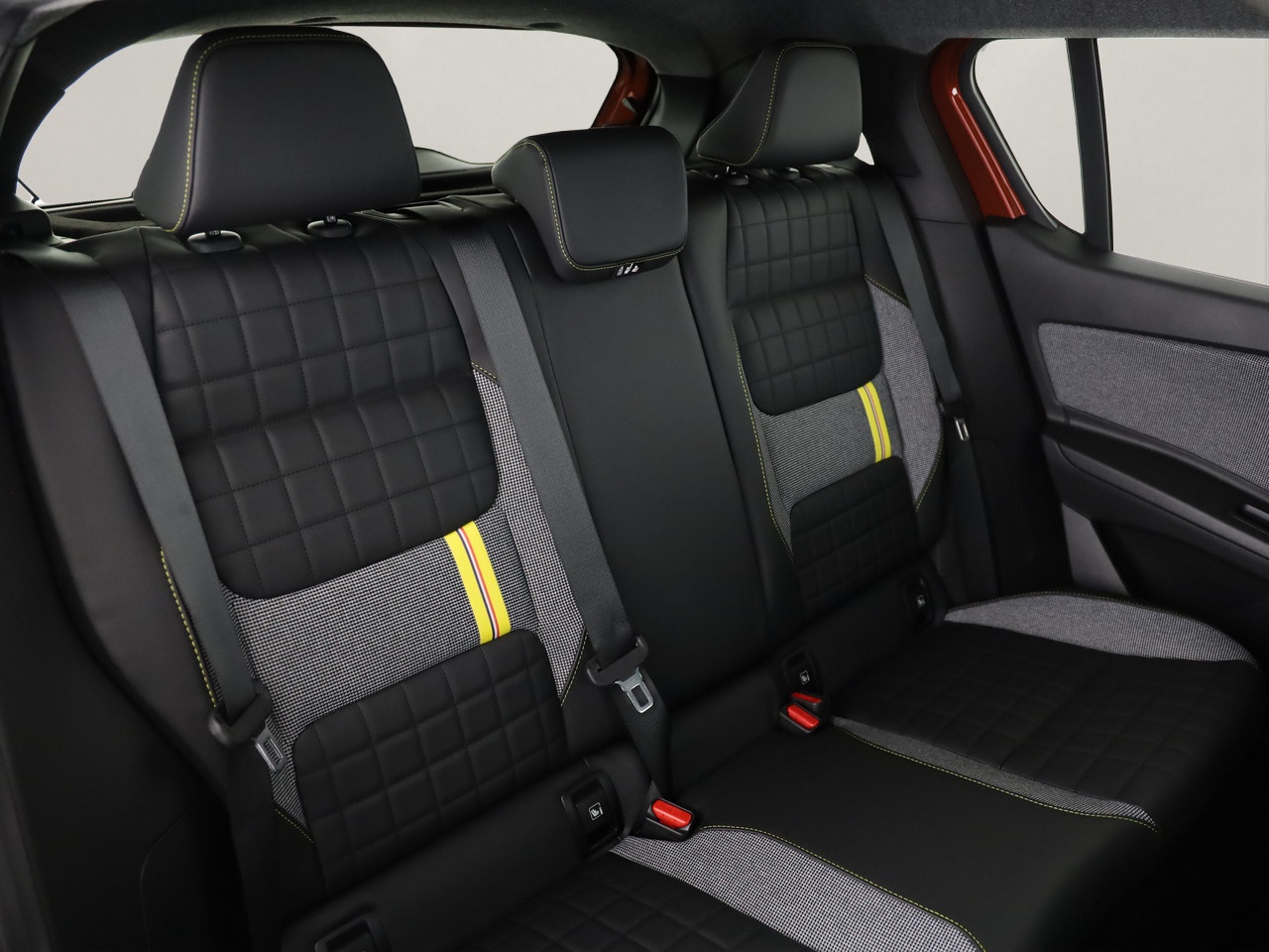 RENAULT R4 E-Tech Comfort Range iconic-image-7