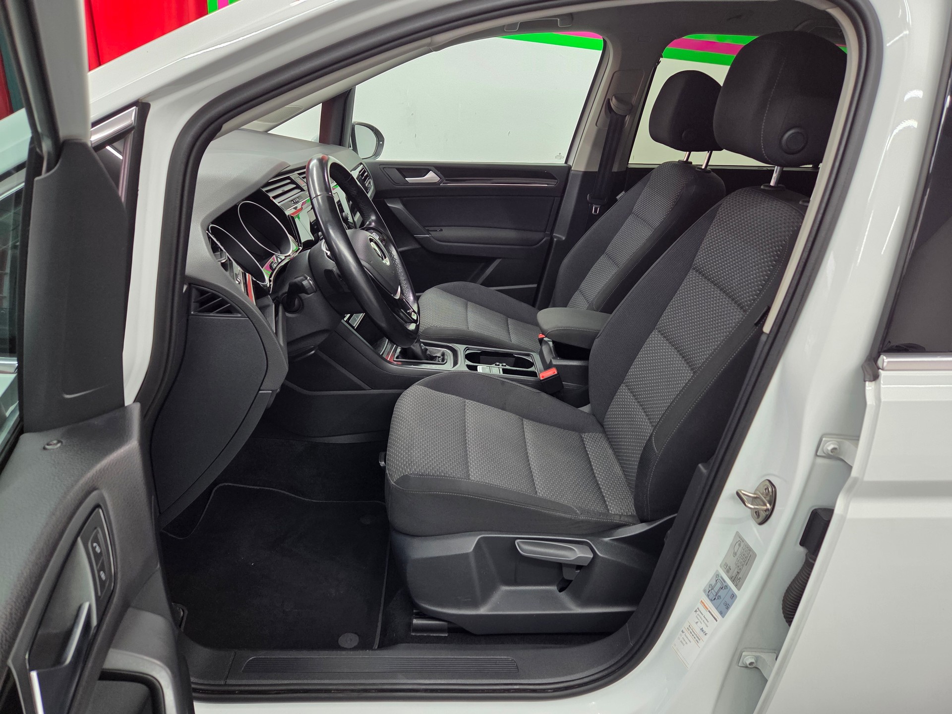 VW Touran 1.5 TSI EVO Comfortline DSG-image-10