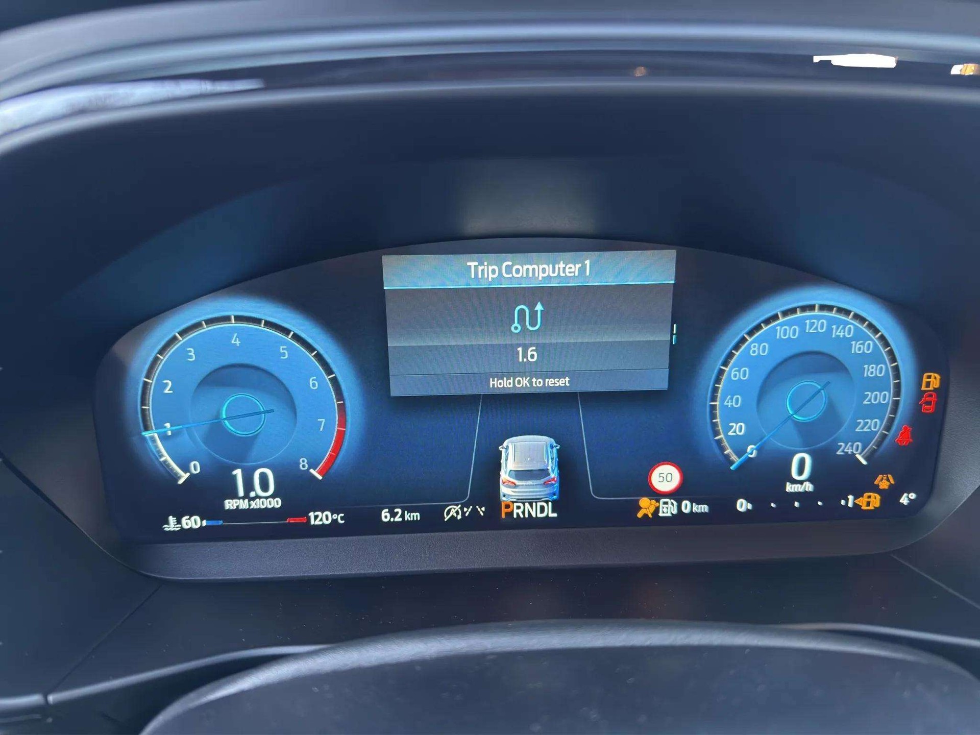 FORD Focus 1.0 MHEV ST-Line X Automat-image-15