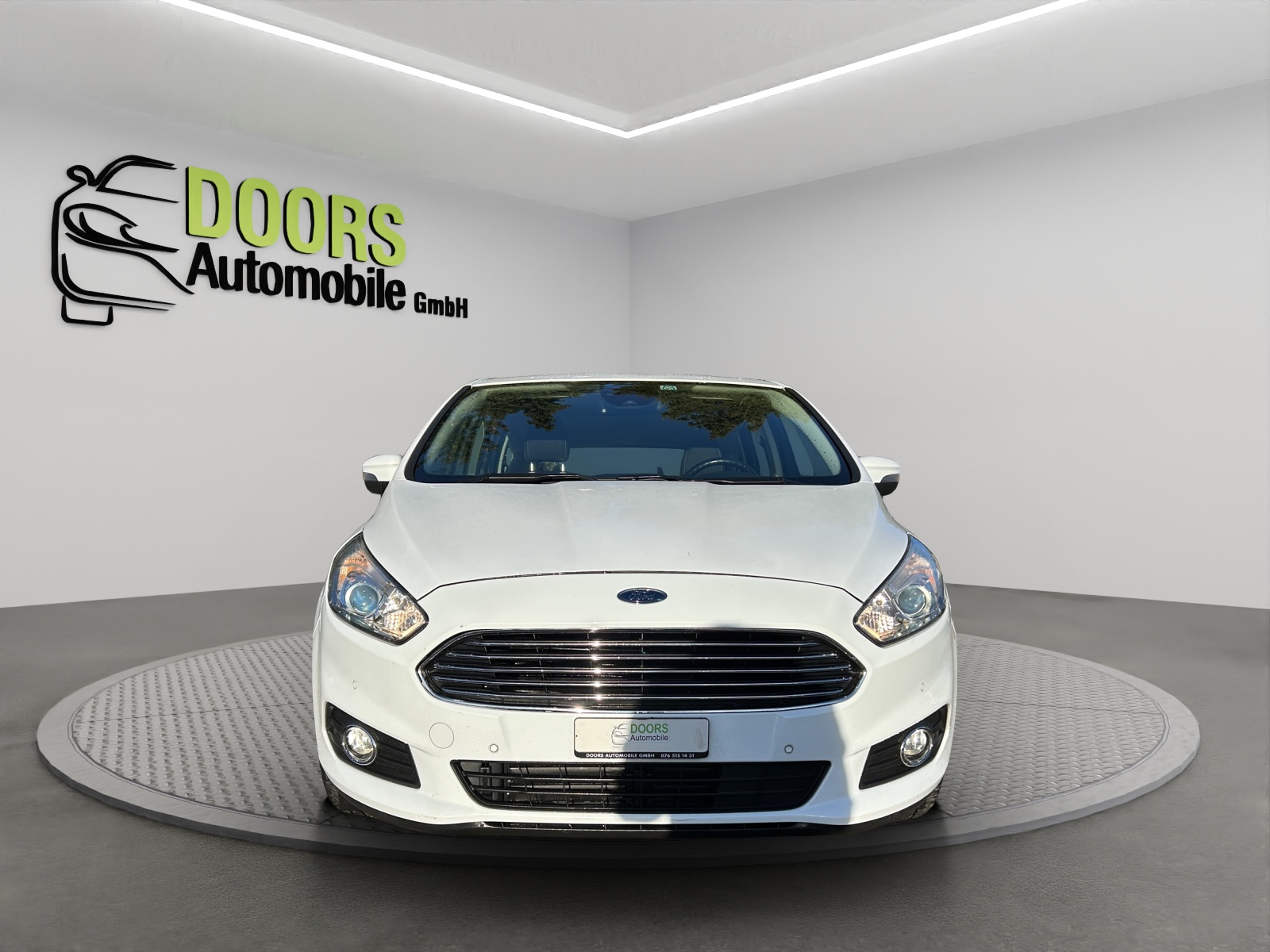 FORD S-Max 2.0 TDCi Titanium AWD-image-1