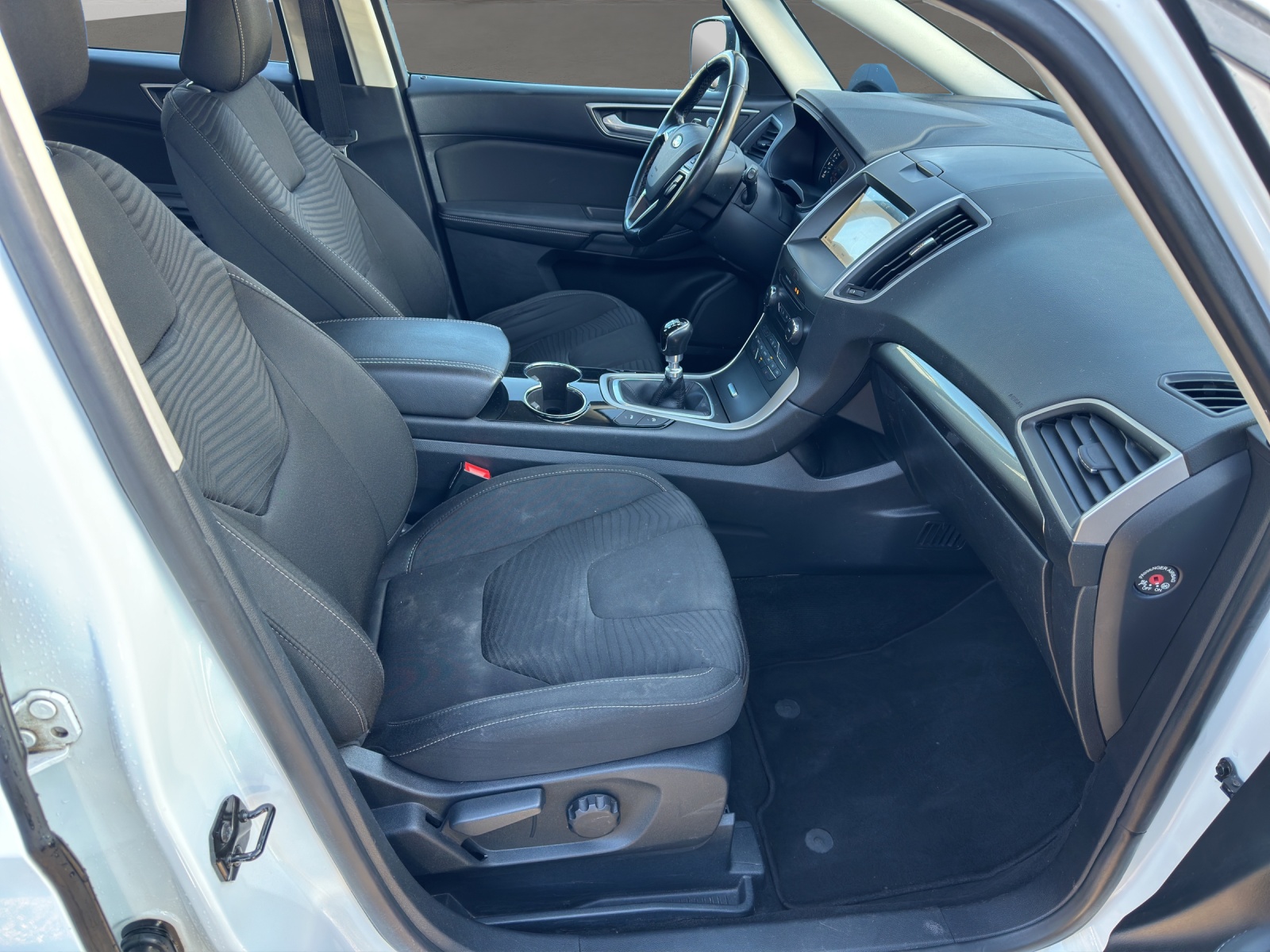 FORD S-Max 2.0 TDCi Titanium AWD-image-13