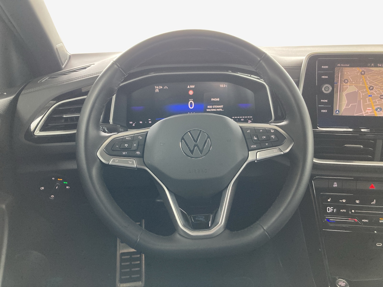 VW T-Roc 2.0 TSI R-Line DSG 4Motion-image-9
