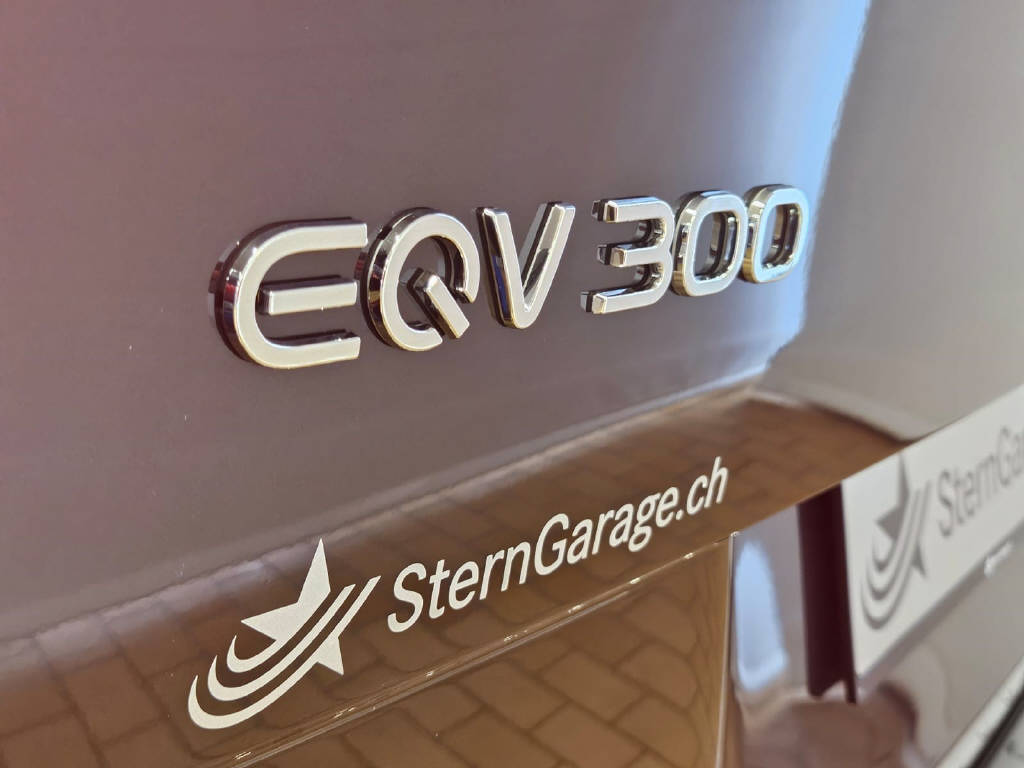 MERCEDES-BENZ EQV 300 lang Van-image-13