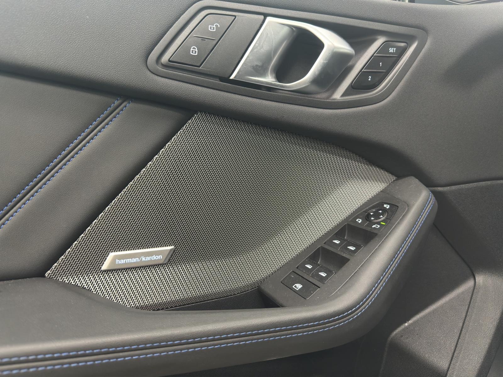 BMW M235i xDrive Gran Coupé M Sportpaket Pro-image-16