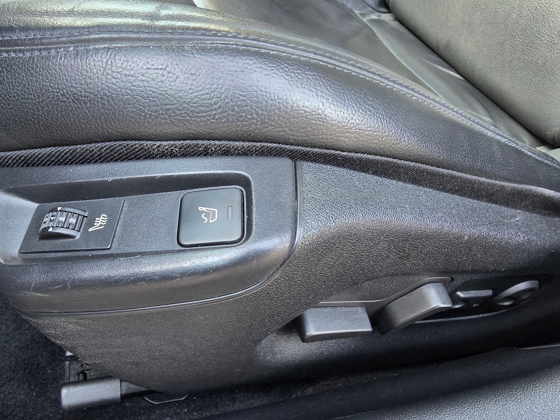 CITROEN C5 Tourer 3.0 HDi V6 Exclusive Automatic-image-9